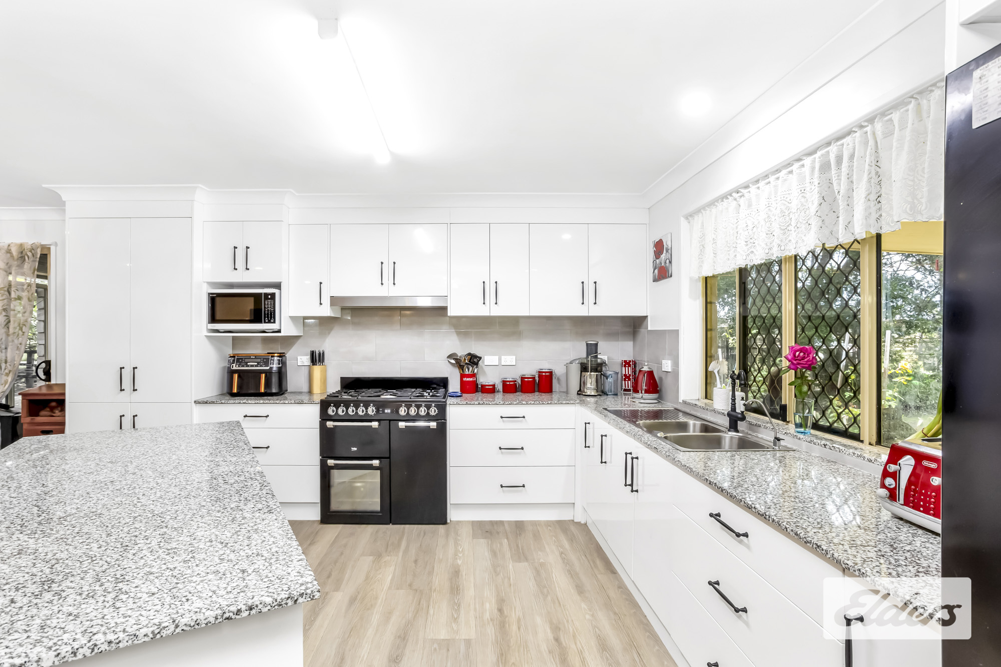 64930 Bruce Highway, Yaamba, QLD, 4704 - Image 7