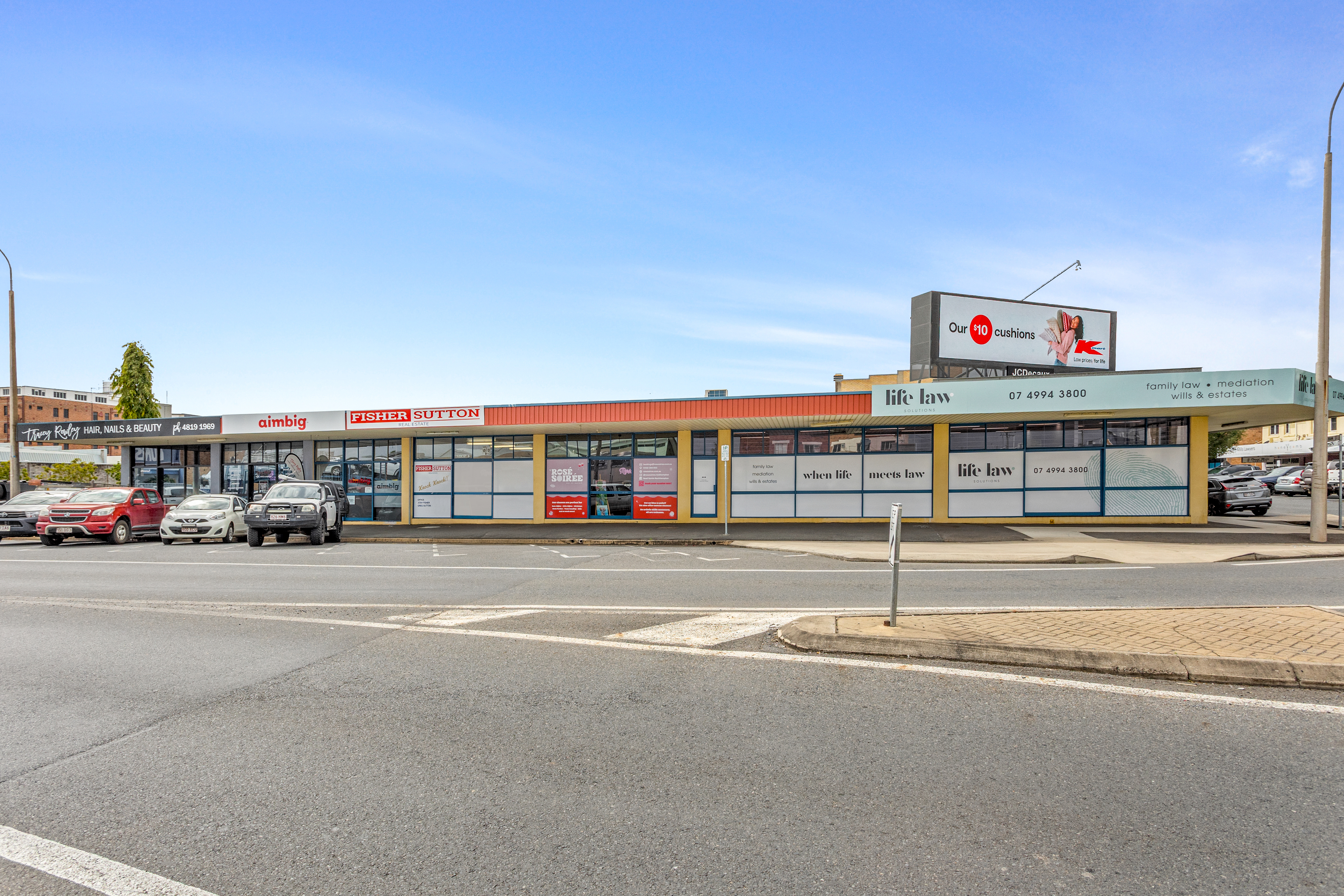 32 Denham Street, Rockhampton City, QLD, 4700 - Image 2