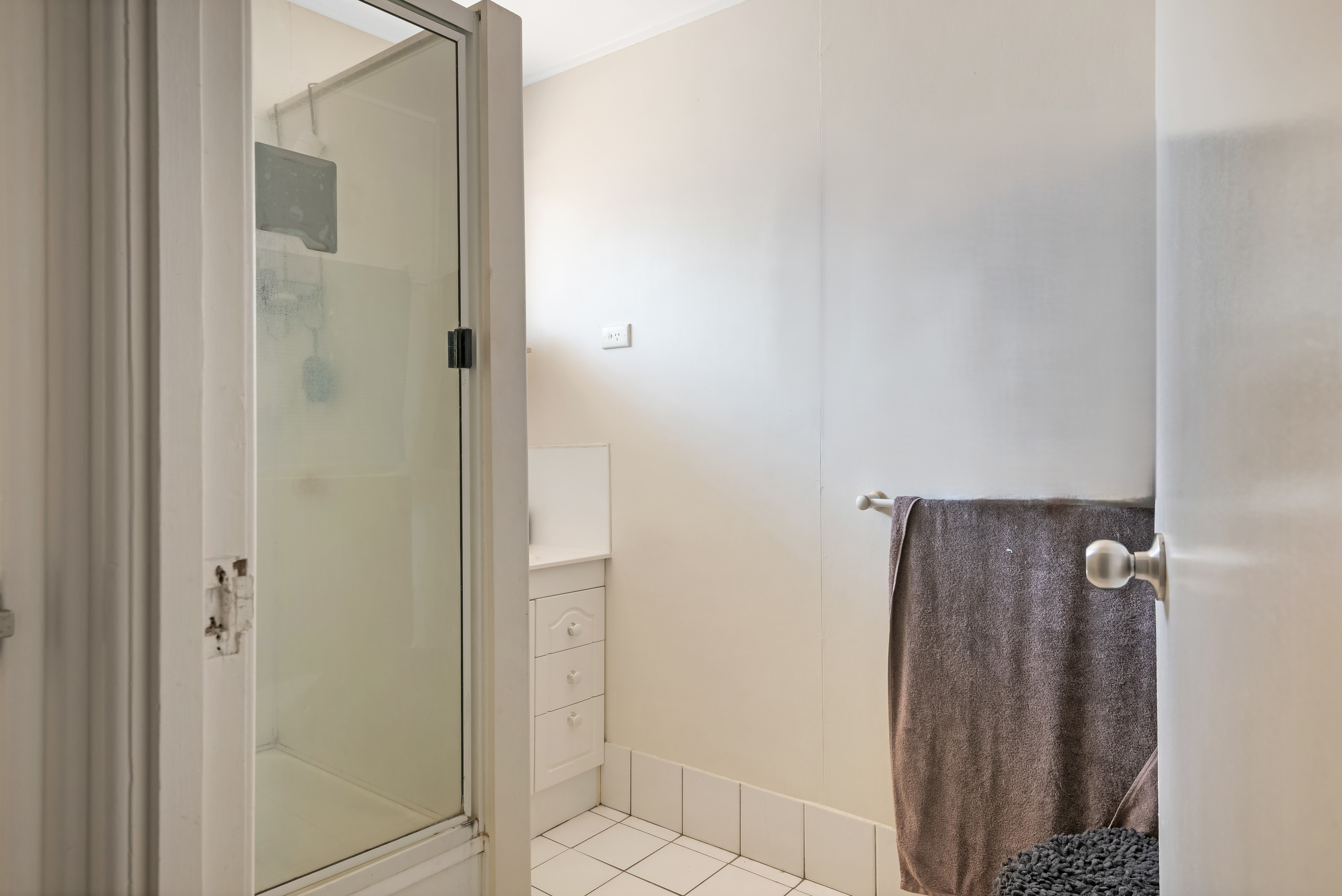 4 Littlefield Street, Blackwater, QLD, 4717 - Image 16