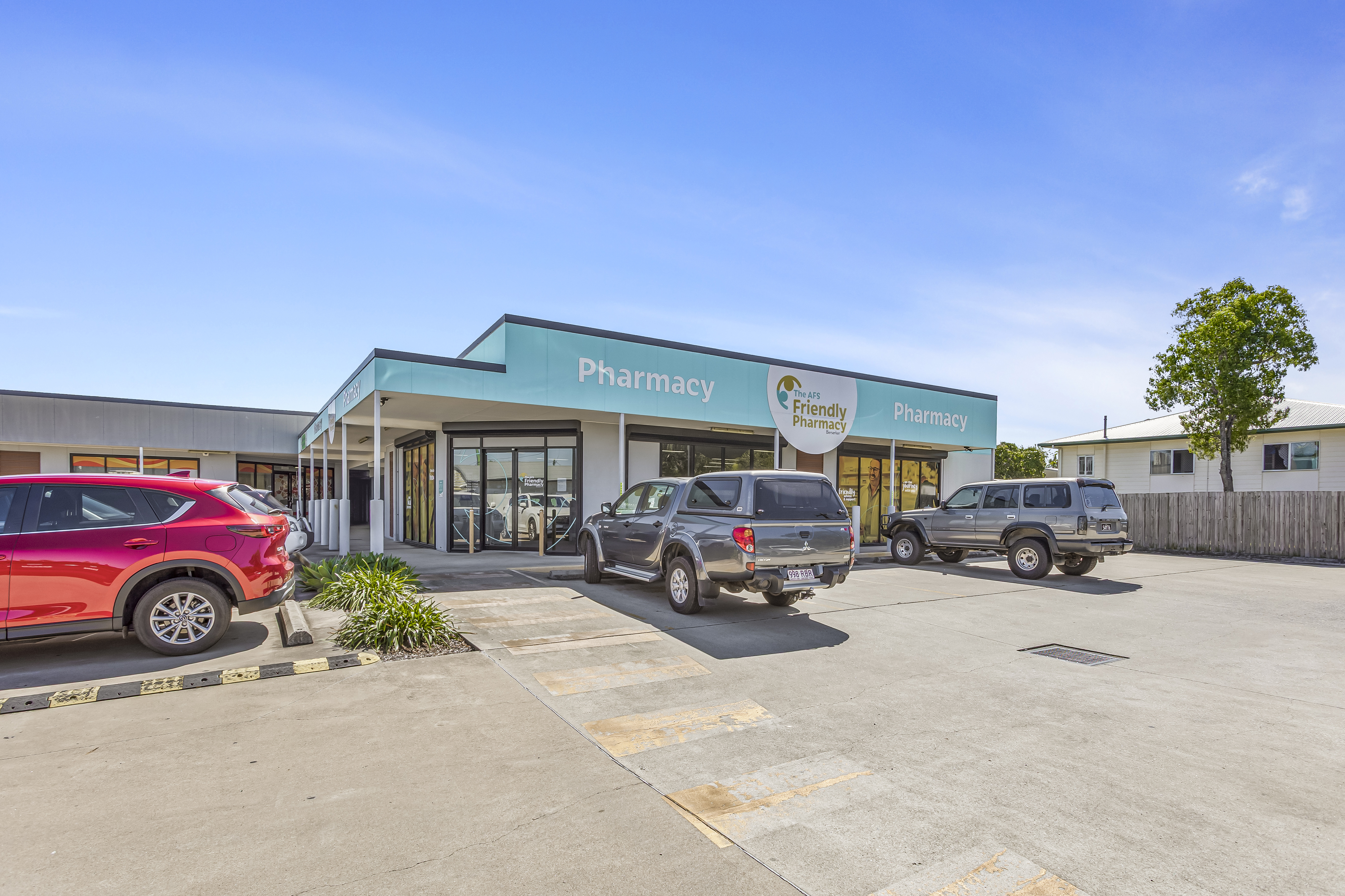 117-121 Elphinstone Street, Berserker, QLD, 4701 - Image 1