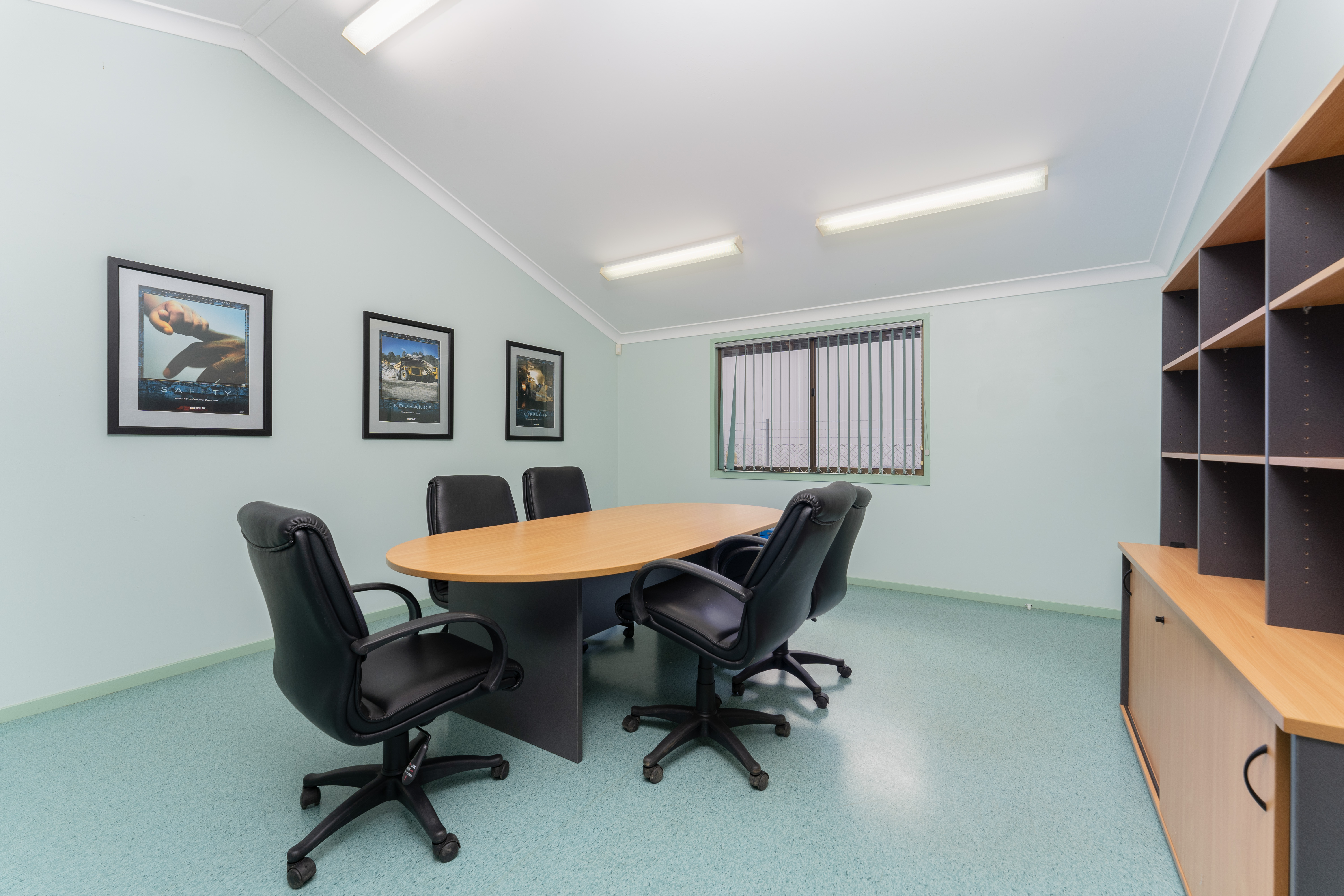 48-50 Industrial Dr, Emerald, QLD, 4720 - Image 9