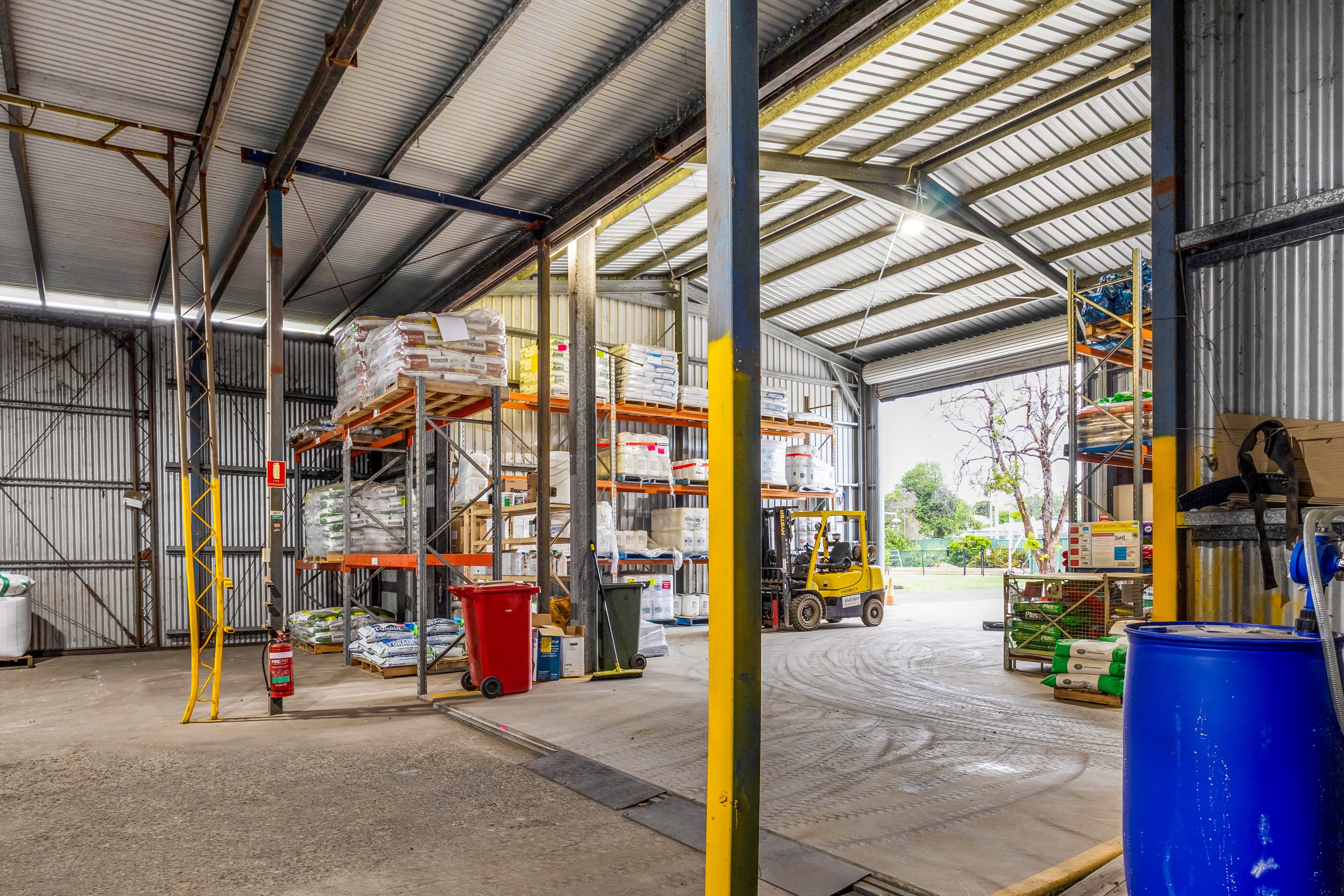 21 Eclipse Street, Springsure, QLD, 4722 - Image 9