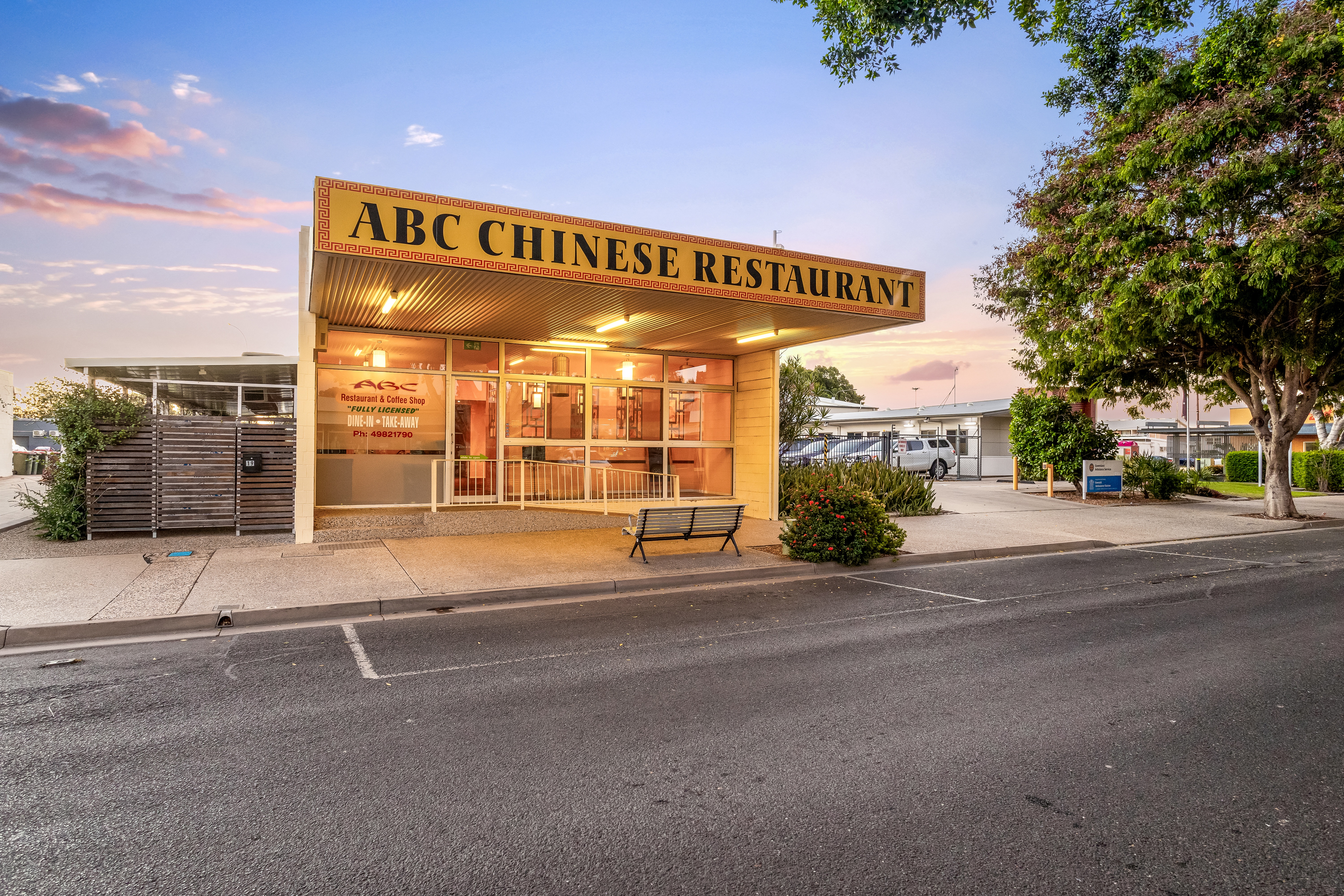 19 Anakie St, Emerald, QLD, 4720 - Image 2