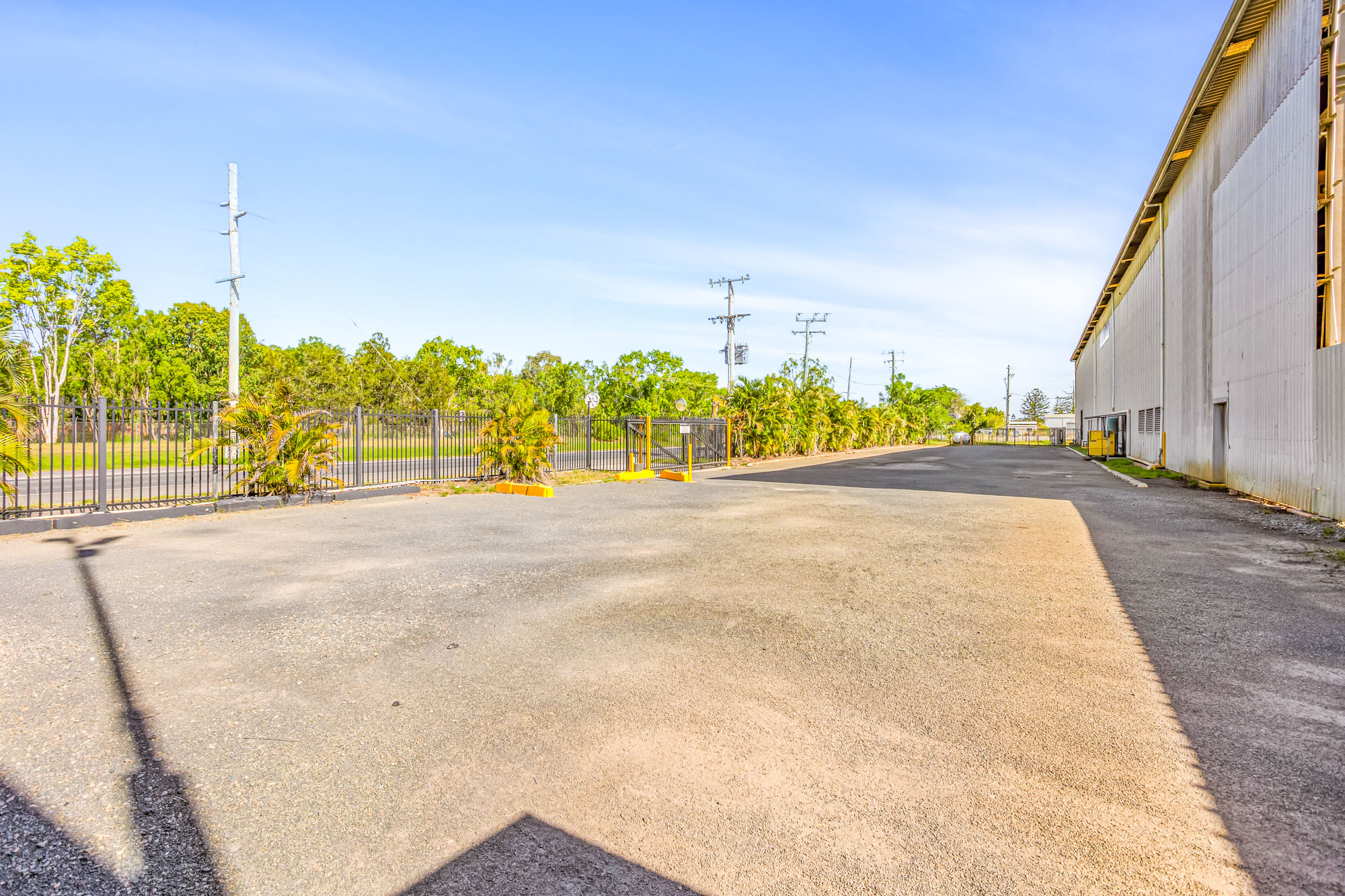 393-409 McLaughlin Street, Parkhurst, QLD, 4702 - Image 16