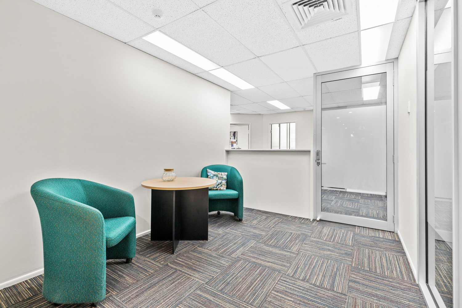 130 Victoria Parade, Rockhampton City, QLD, 4700 - Image 2