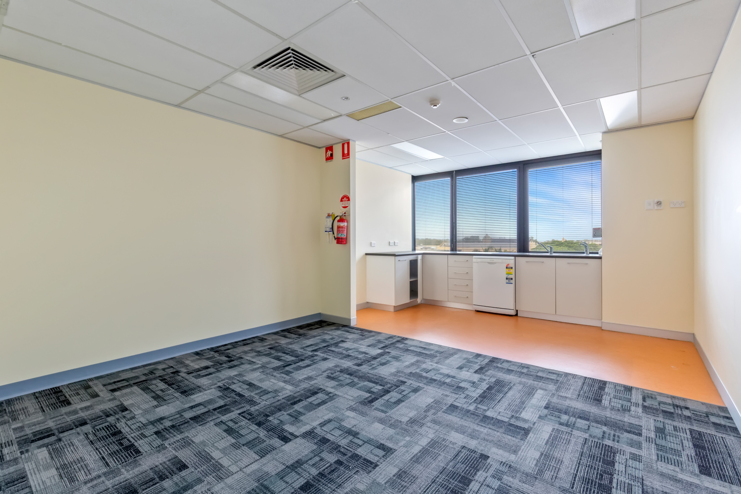 5/34 East Street, Rockhampton City, QLD, 4700 - Image 3