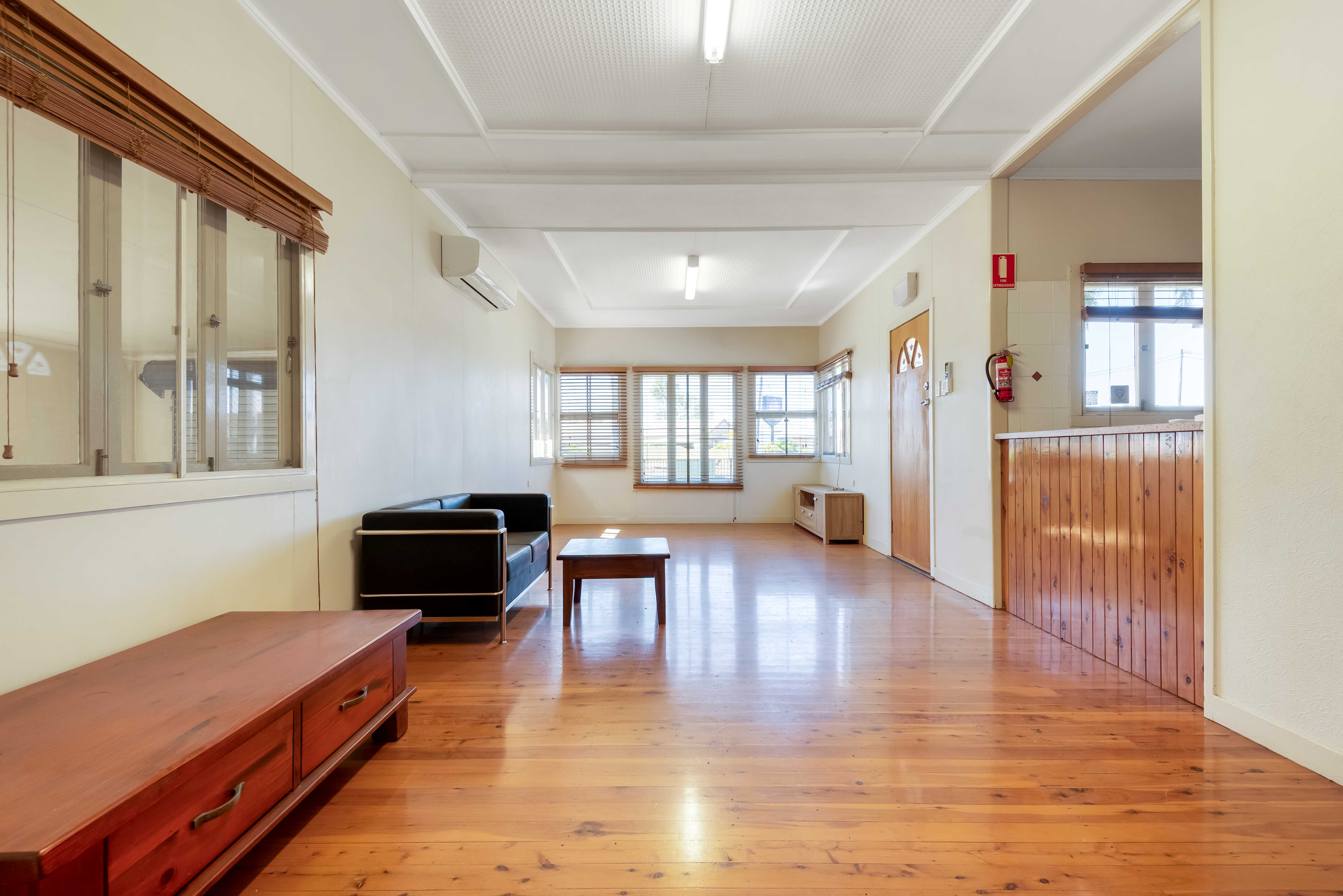 11 Hospital Road, Emerald, QLD, 4720 - Image 5