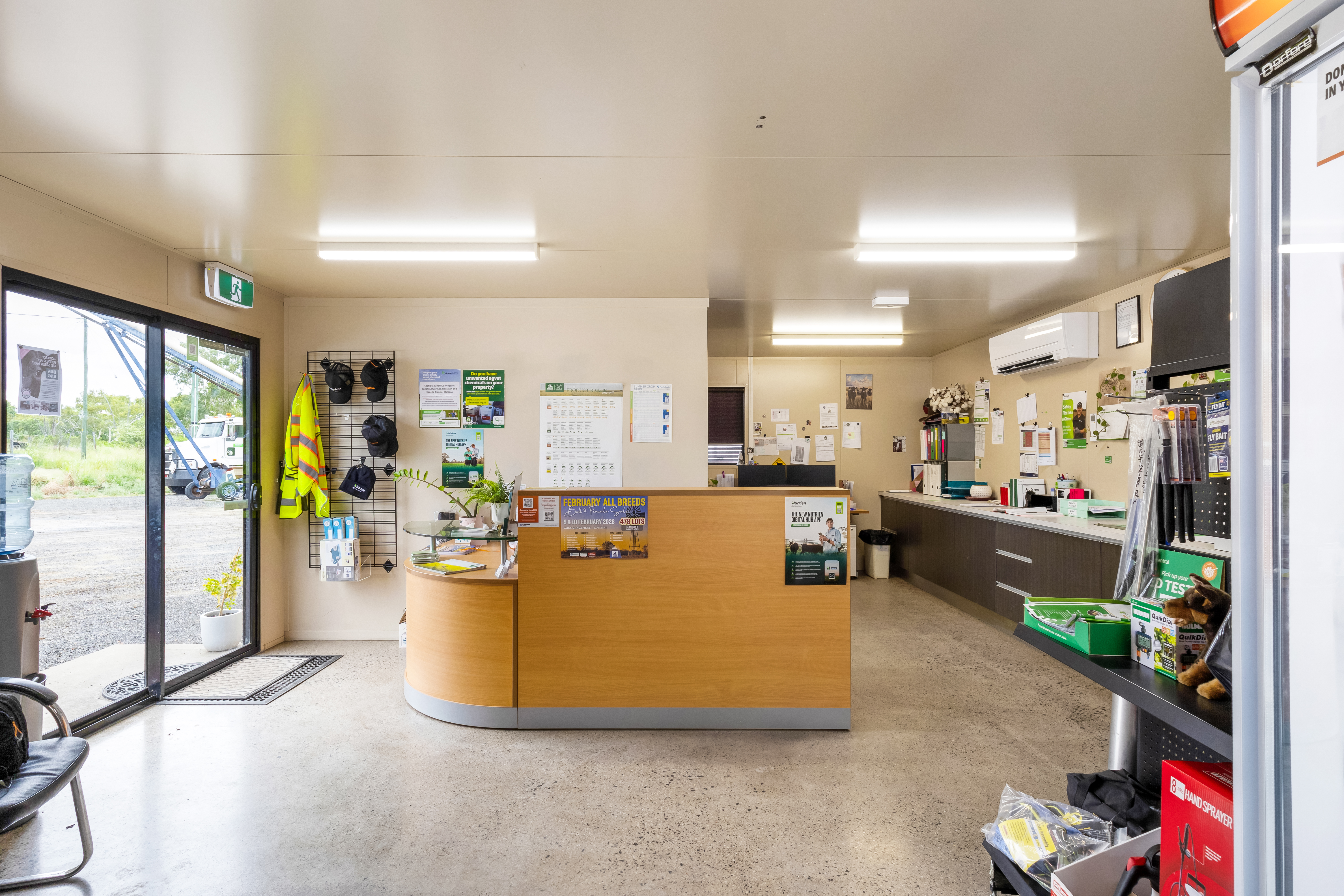 21 Eclipse Street, Springsure, QLD, 4722 - Image 5