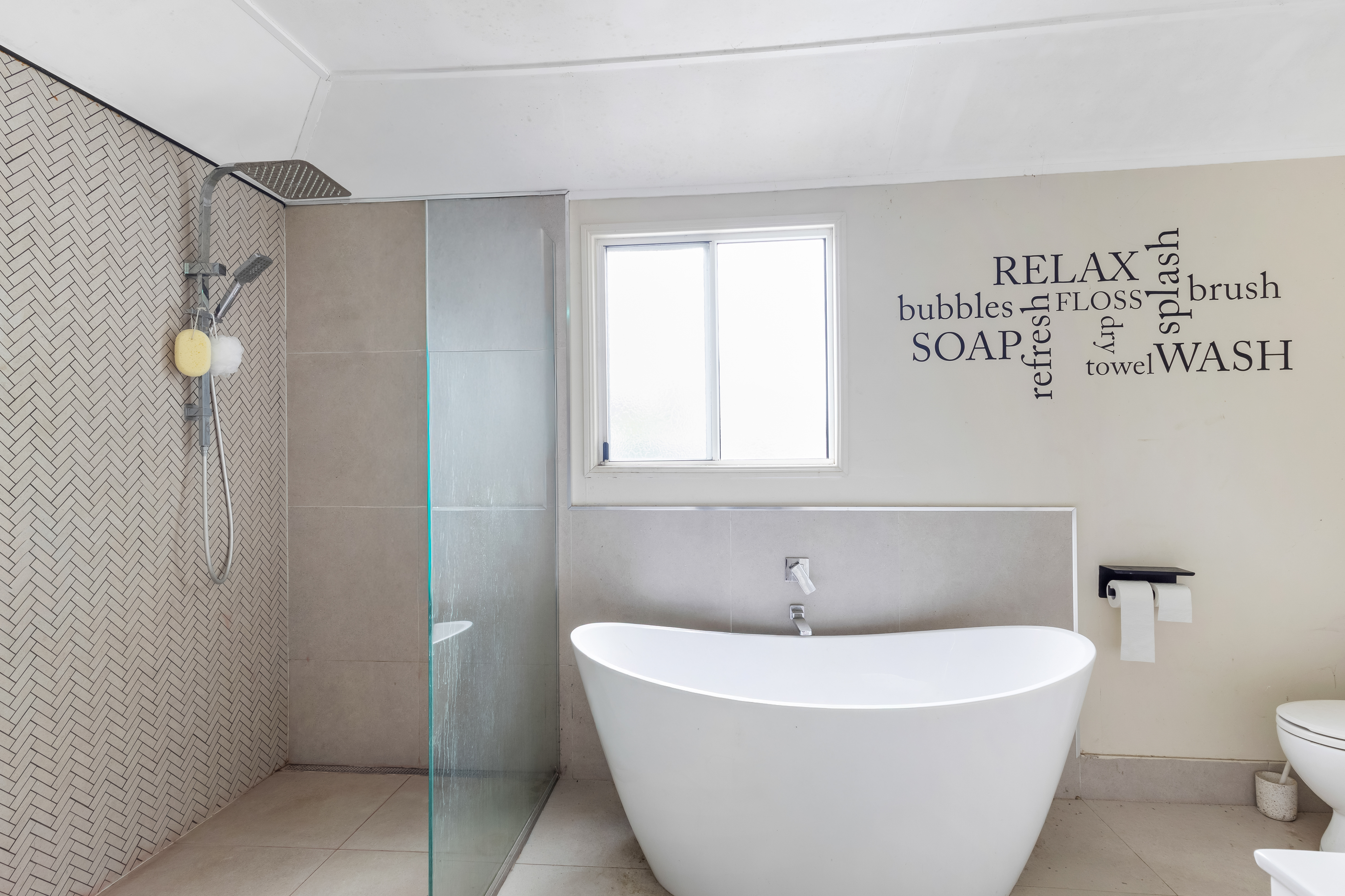 21 Eclipse Street, Springsure, QLD, 4722 - Image 14