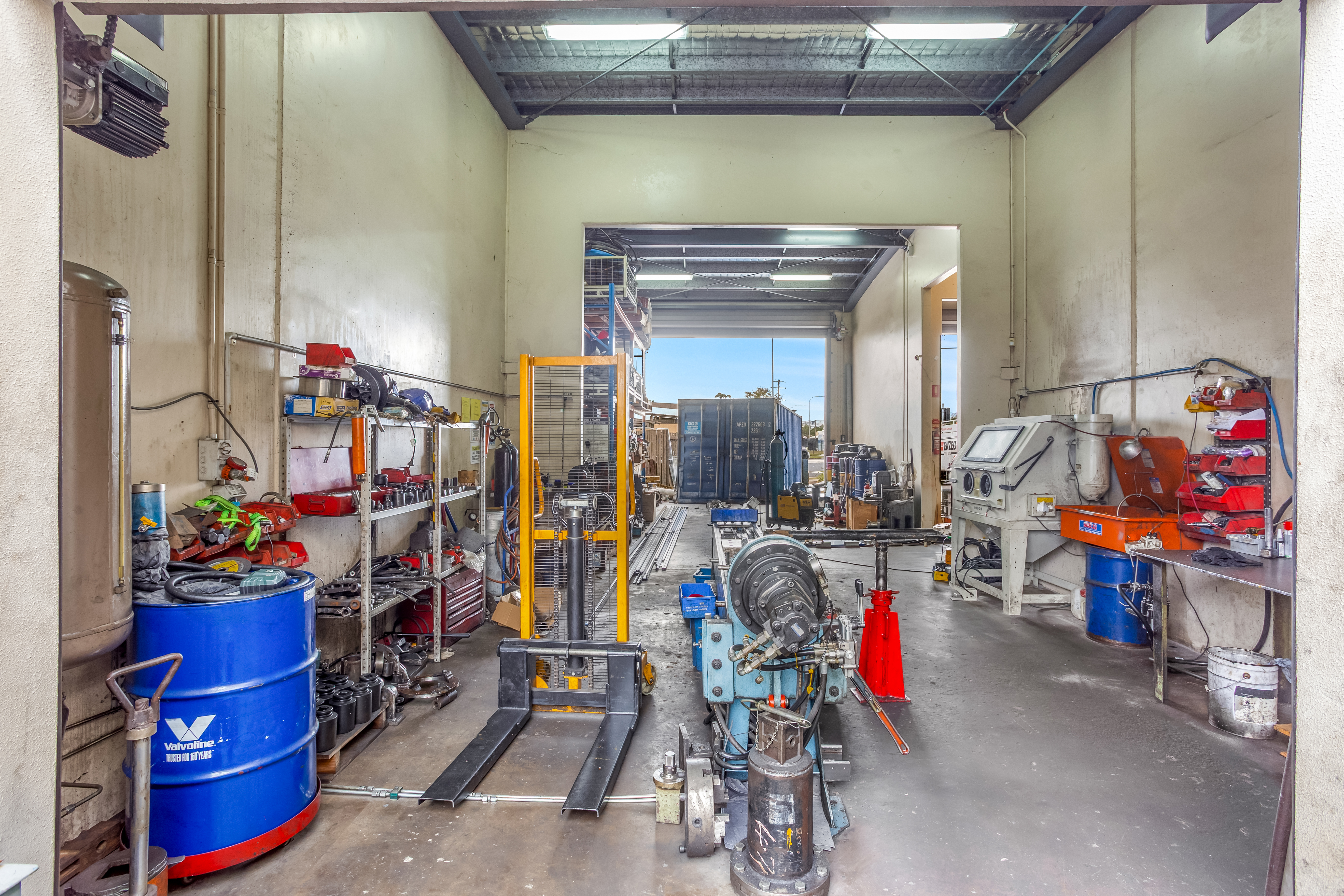 28-30 Gladstone Road, Allenstown, QLD, 4700 - Image 9