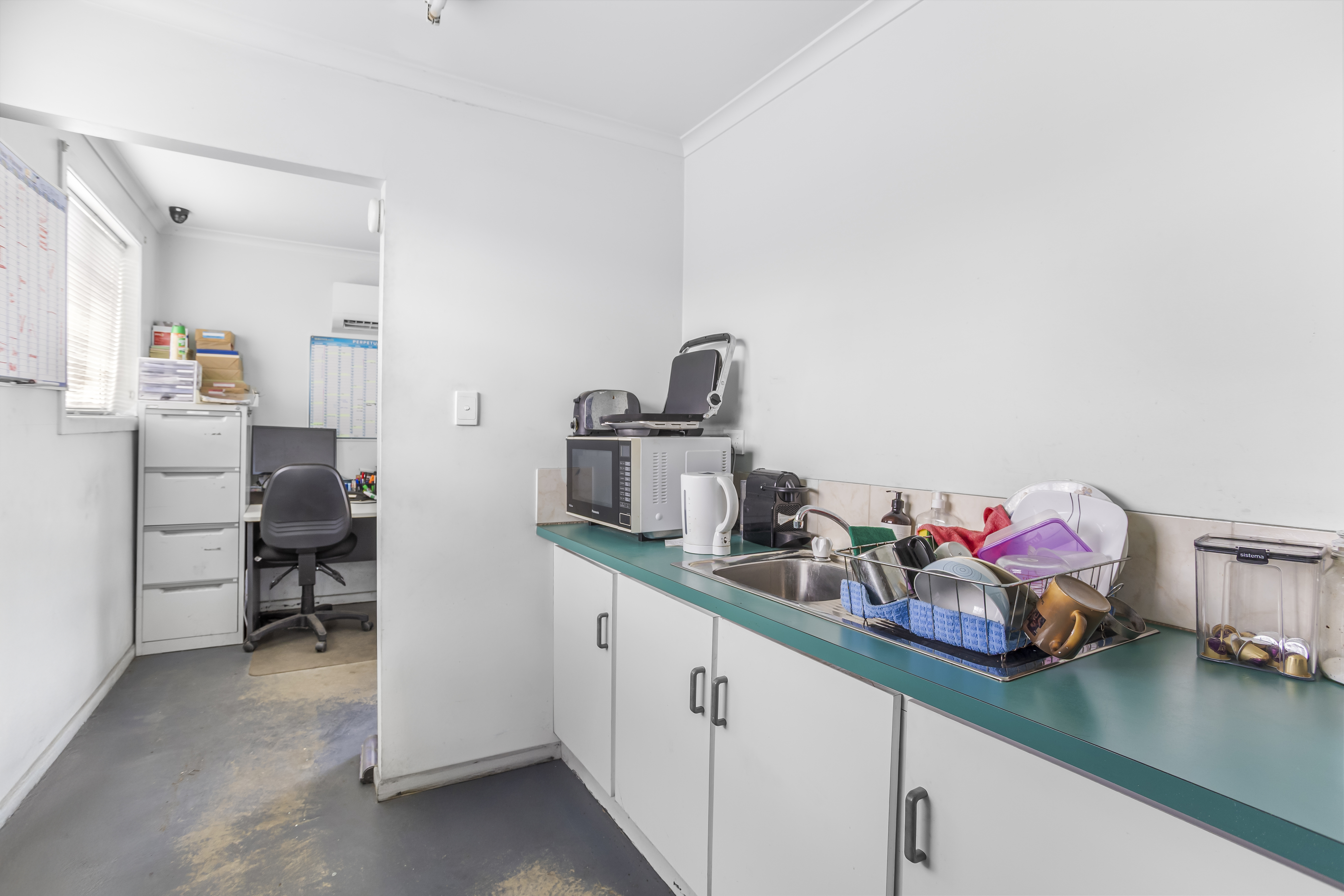 198 Alma Street, Rockhampton City, QLD, 4700 - Image 7