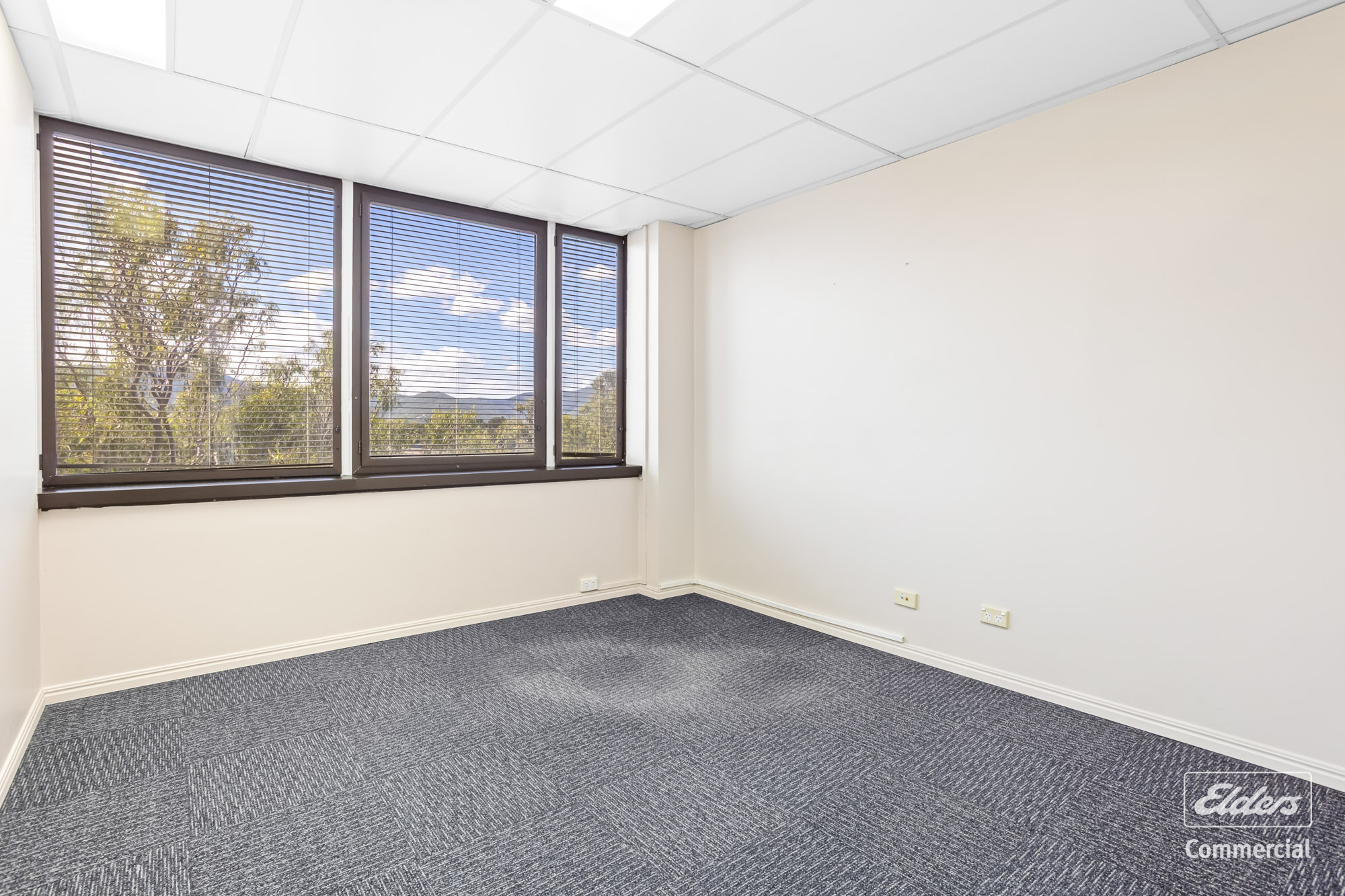 130 Victoria Parade, Rockhampton City, QLD, 4700 - Image 3