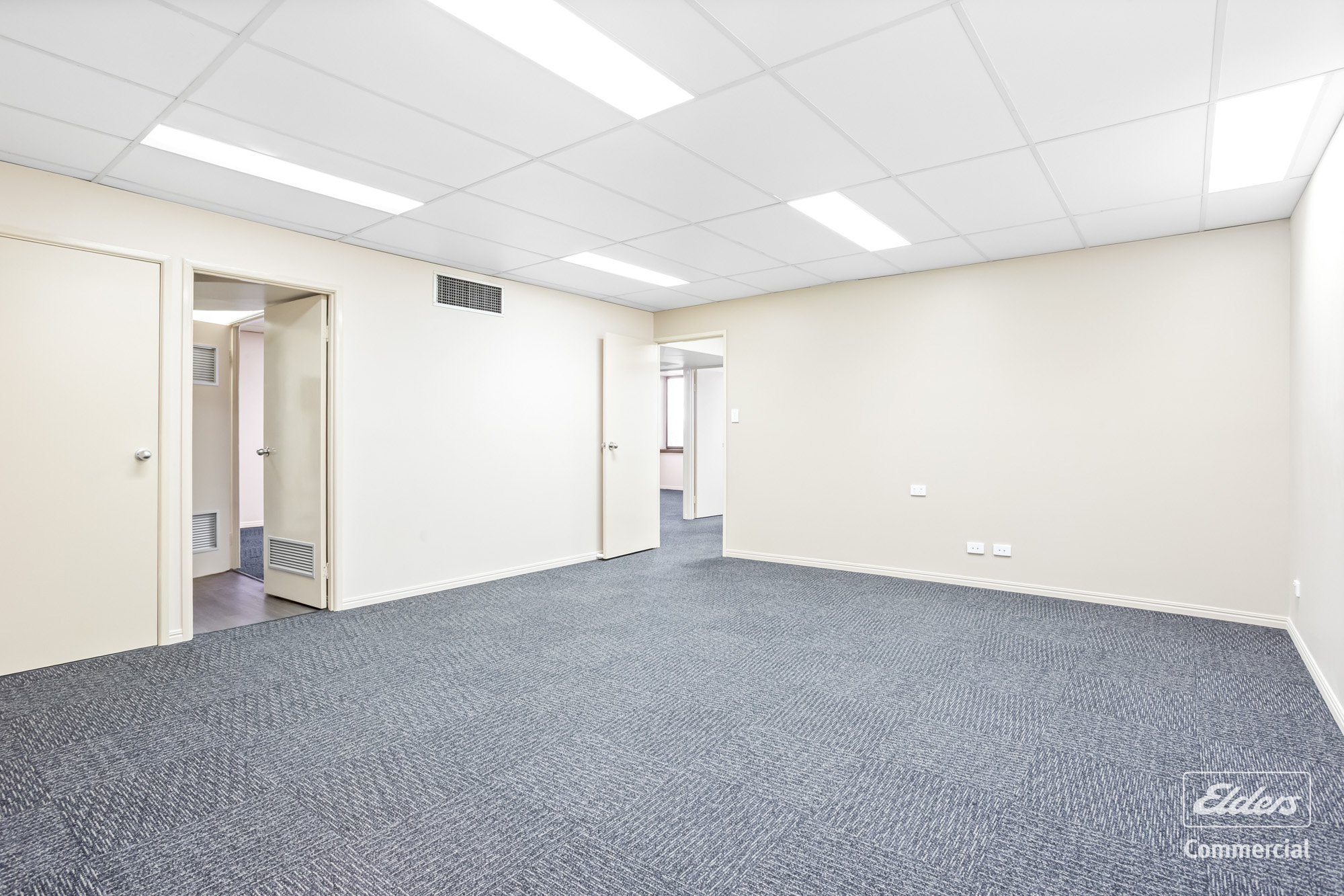 130 Victoria Parade, Rockhampton City, QLD, 4700 - Image 8