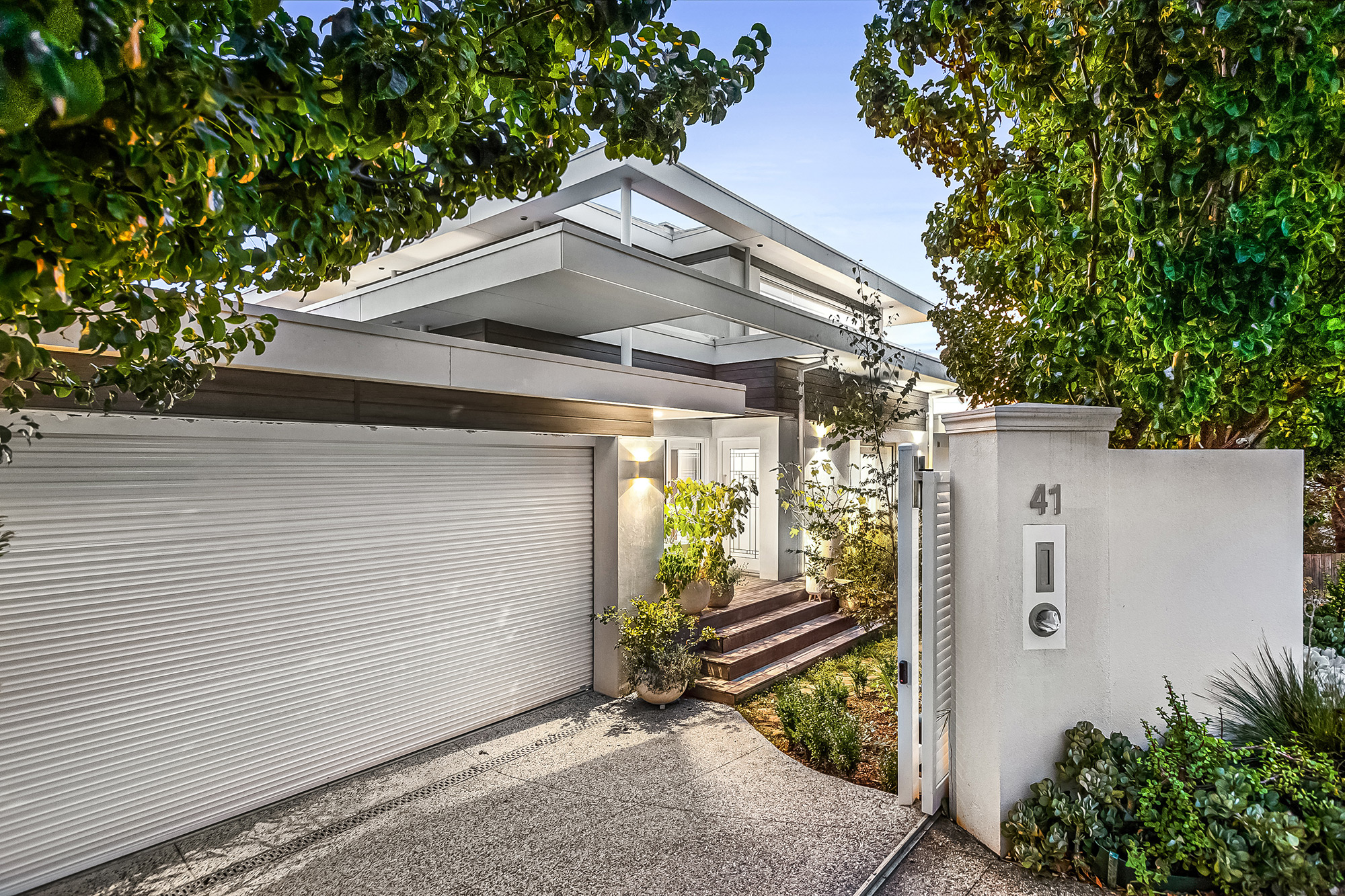 Commercial 41 Violet Street FRANKSTON SOUTH VIC 3199 Gross Waddell