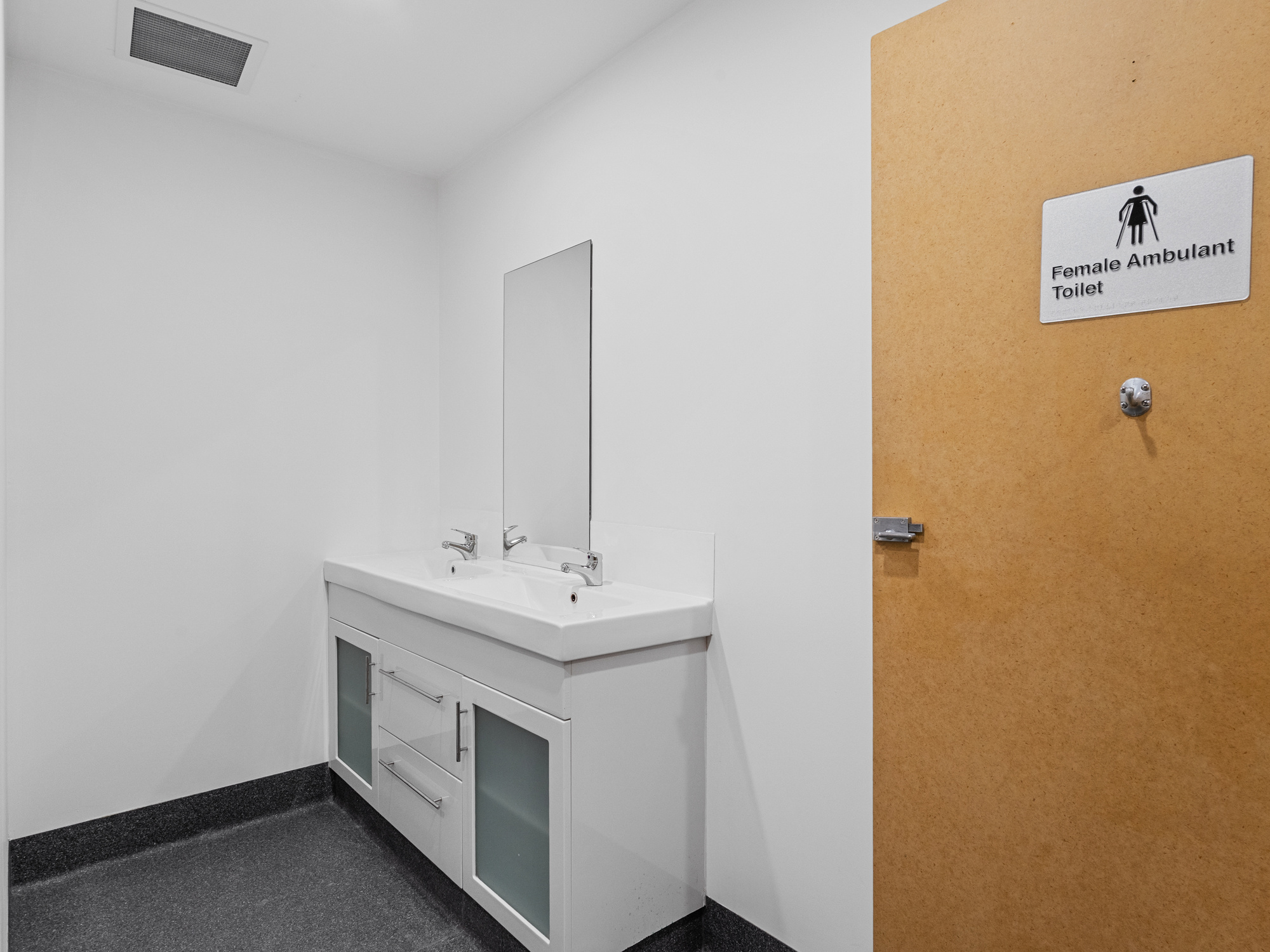 4 Watchorn Street, Hobart, TAS, 7000 - Image 14