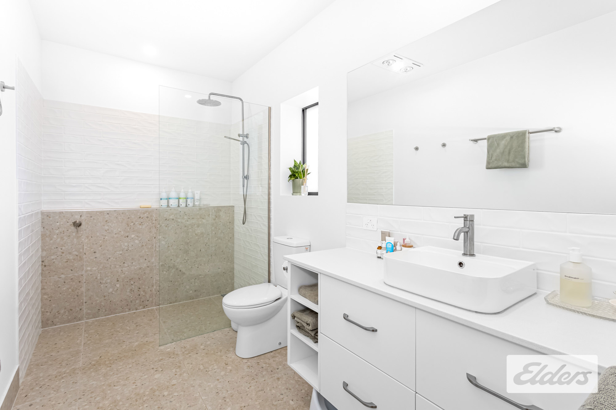 585 Greenlake Rd, Sandringham, QLD, 4701 - Image 12