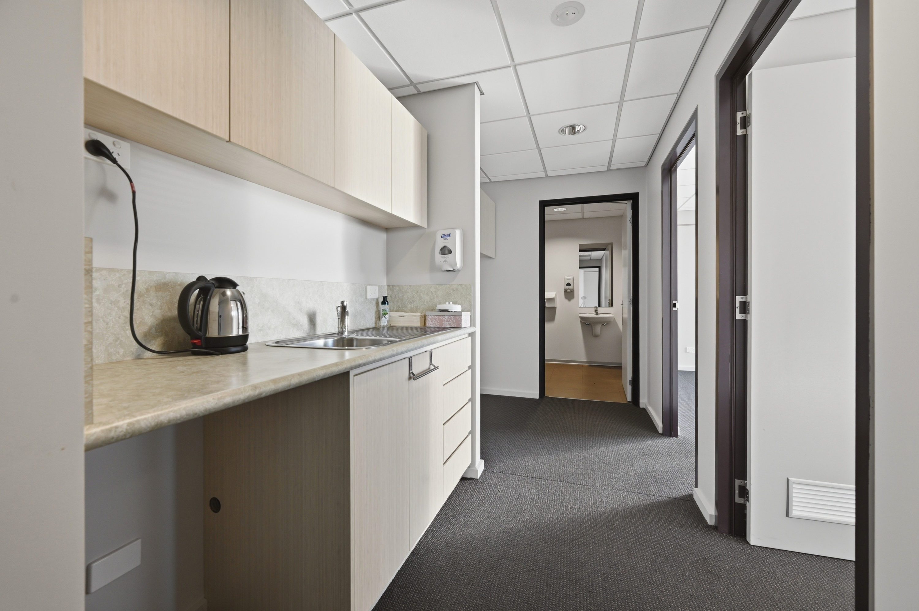 Level 1 Office/10 Bass Highway, Parklands, TAS, 7320 - Image 5