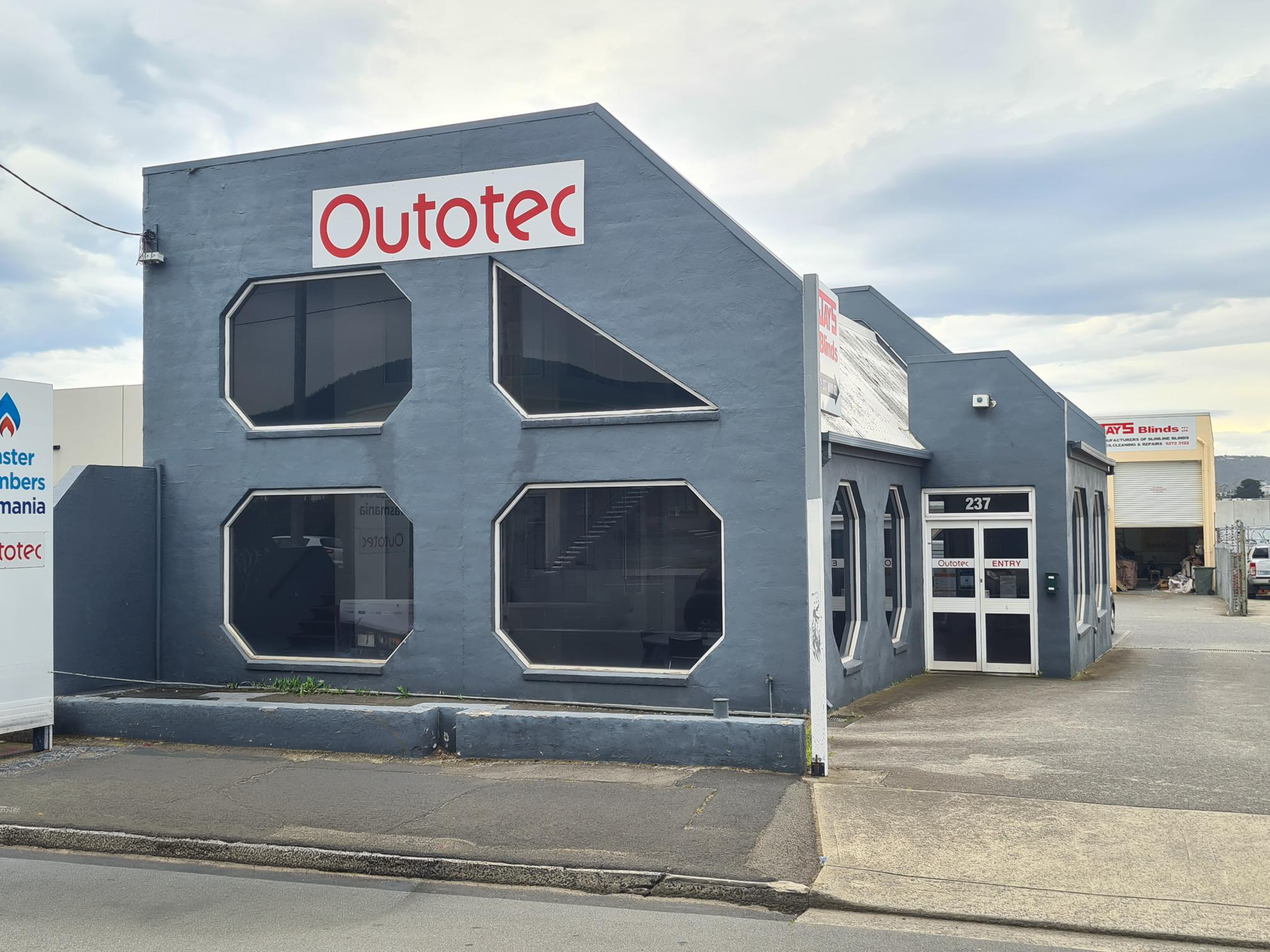 Ground  Unit 1/237 Main Road, Derwent Park, TAS, 7009