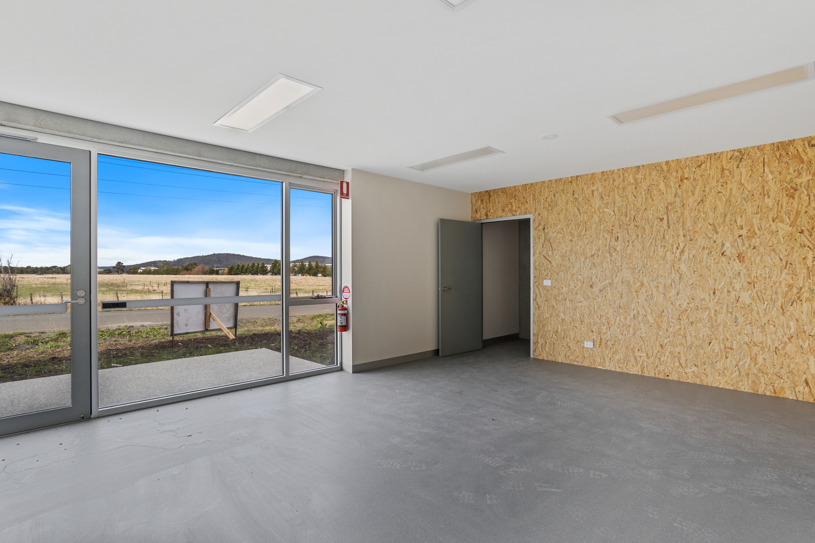 Unit  04/66 Droughty Point Road, Rokeby, TAS, 7019 - Image 2