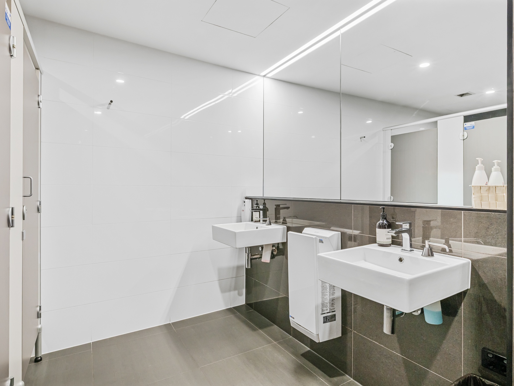 Level 9/85 Macquarie Street, Hobart, TAS, 7000 - Image 13