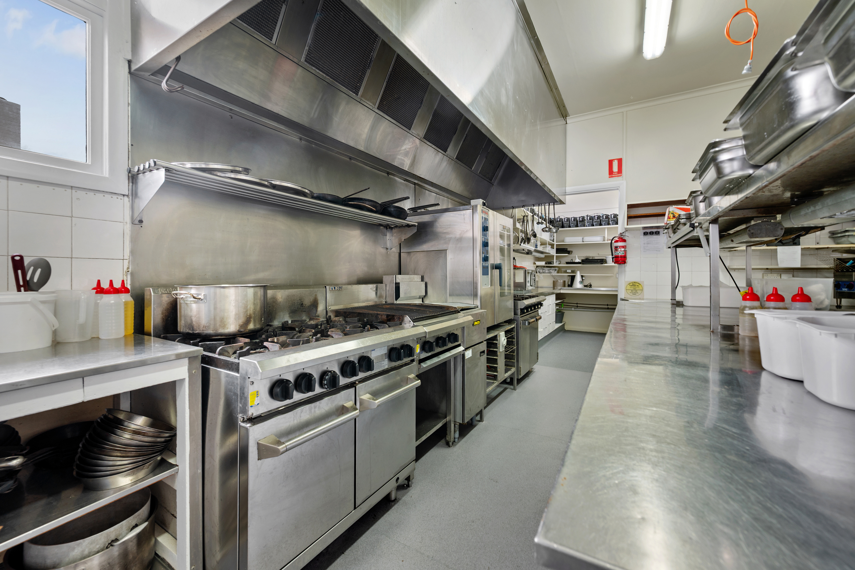 Restaurant/140-142 North Fenton Street, Devonport, TAS, 7310 - Image 3