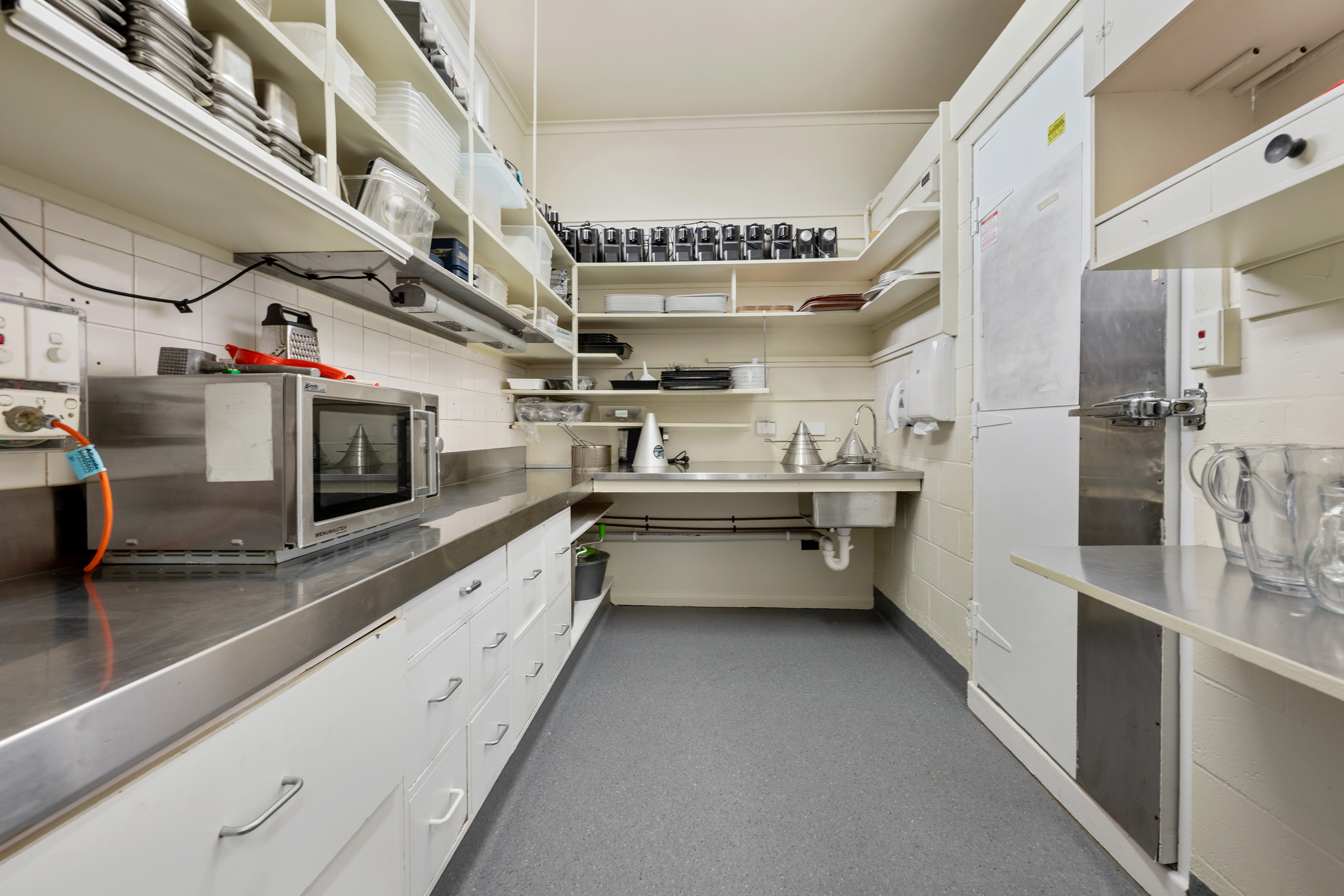 Restaurant/140-142 North Fenton Street, Devonport, TAS, 7310 - Image 16