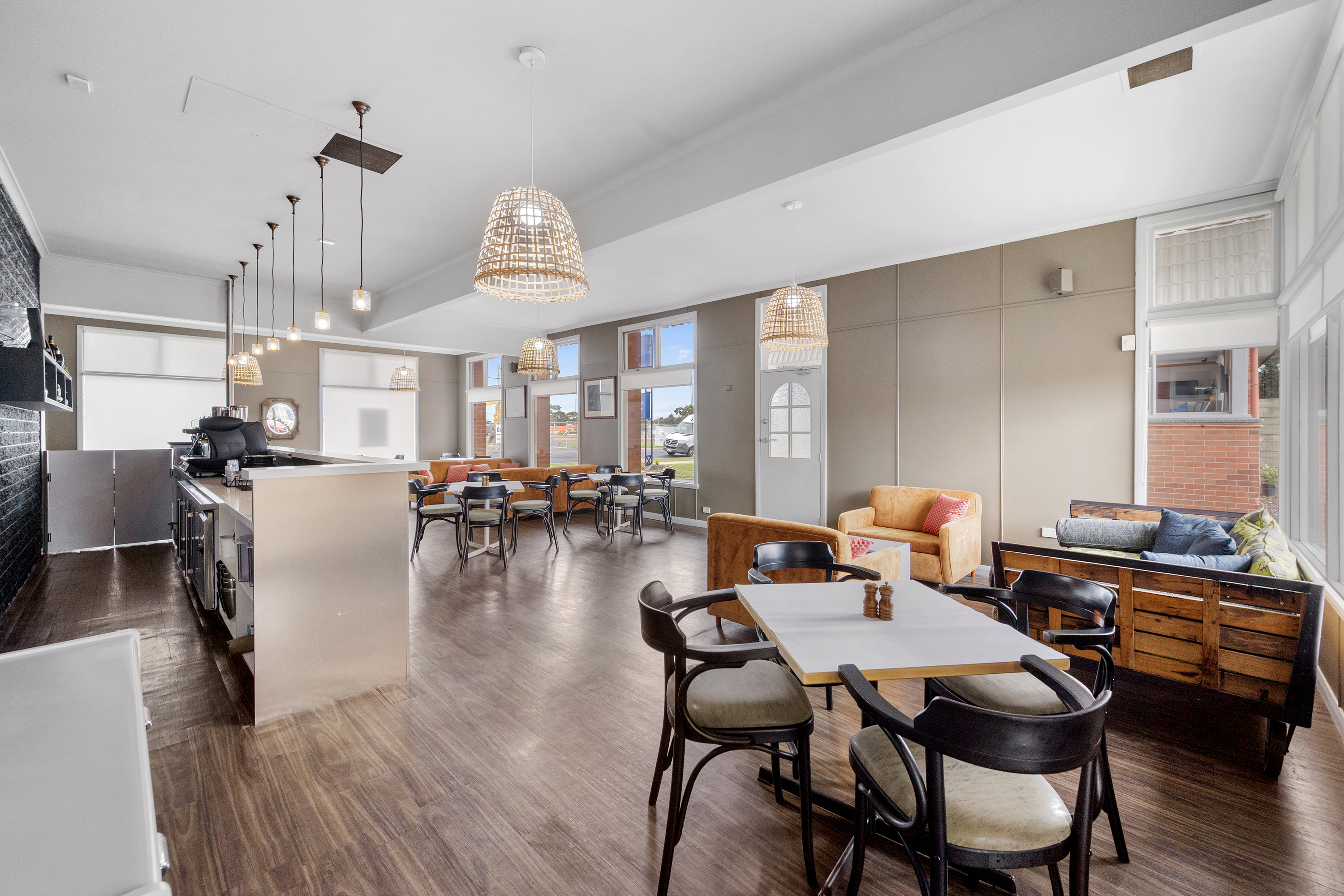 Restaurant/140-142 North Fenton Street, Devonport, TAS, 7310 - Image 4