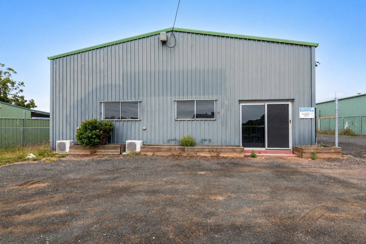 12 Glasson St, Emerald, QLD, 4720 - Image 2