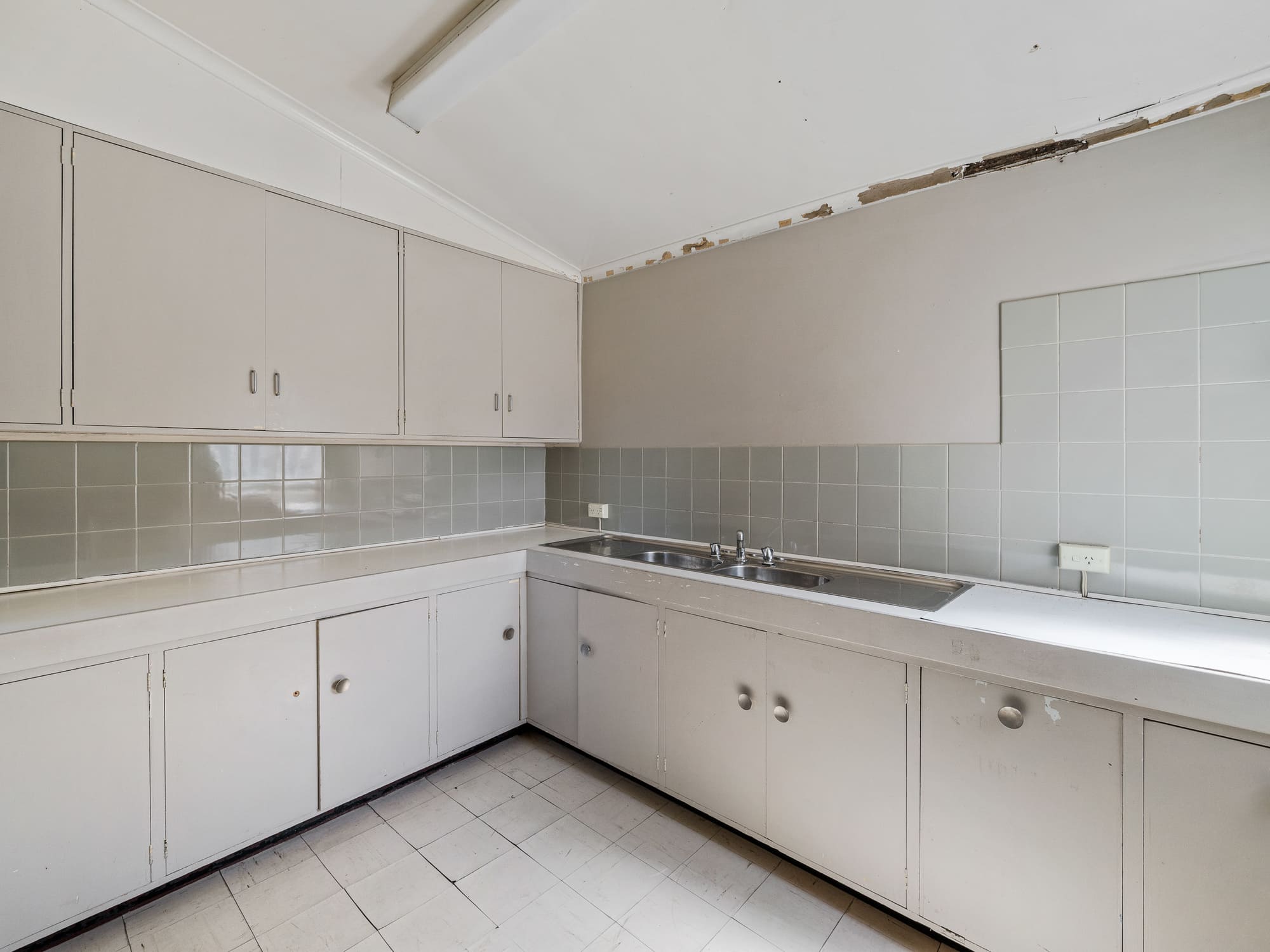 Ground/209 Davey Street, Hobart, TAS, 7000 - Image 9