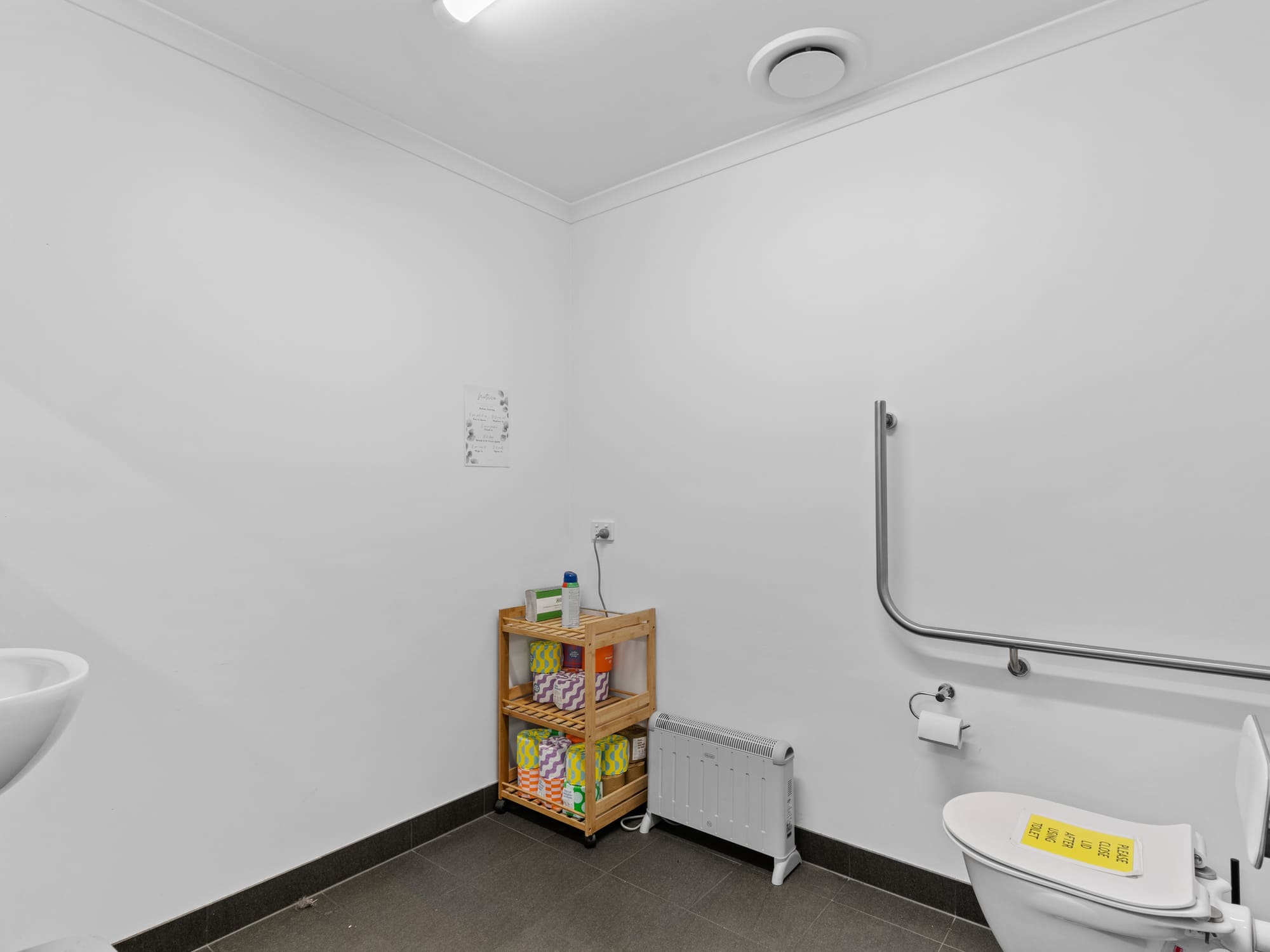 Unit 4/Unit 4, 205 Kennedy Drive, Cambridge, TAS, 7170 - Image 13