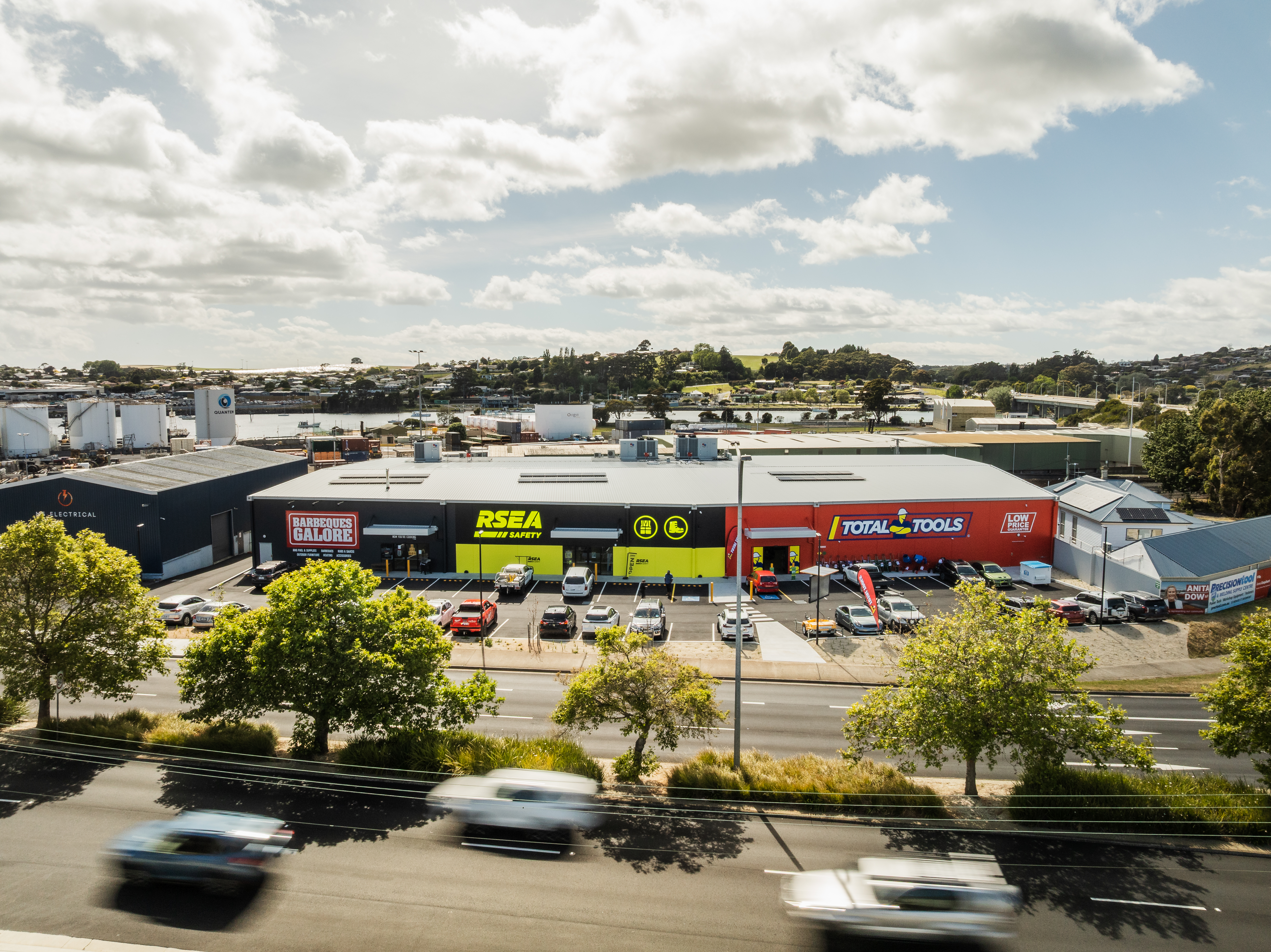 Tenancy 1/7-9 Finlaysons Way, Devonport, TAS, 7310 - Image 2