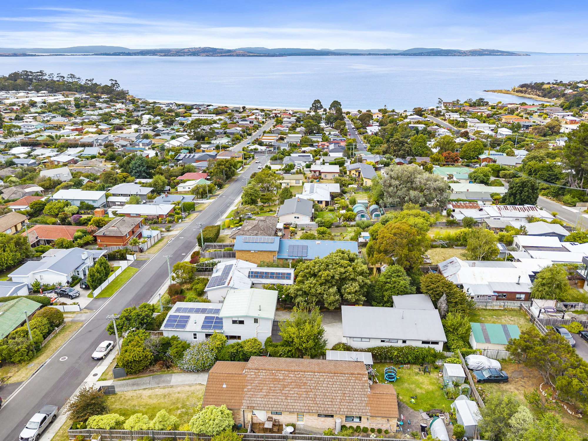 Cedar Cottages/245 Roslyn Avenue, Blackmans Bay, TAS, 7052 - Image 4