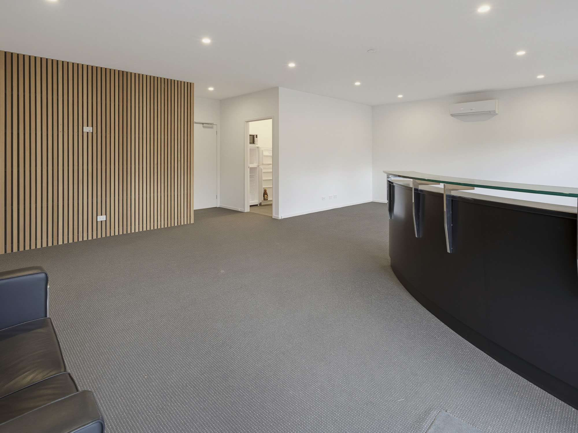 Unit 3, 2 Kennedy Drive, Cambridge, TAS, 7170 - Image 3