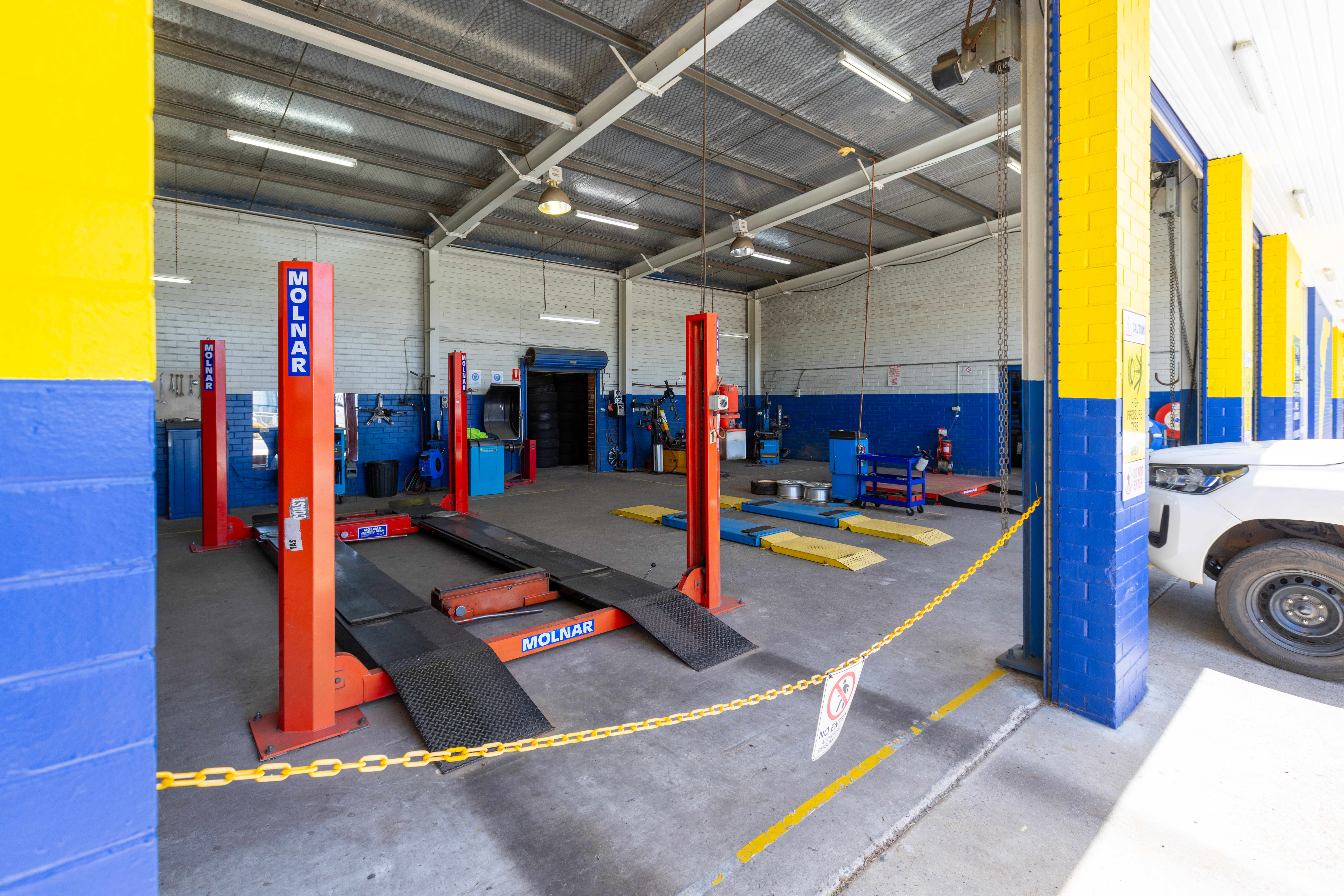 25-27 Formby Road, Devonport, TAS, 7310 - Image 9