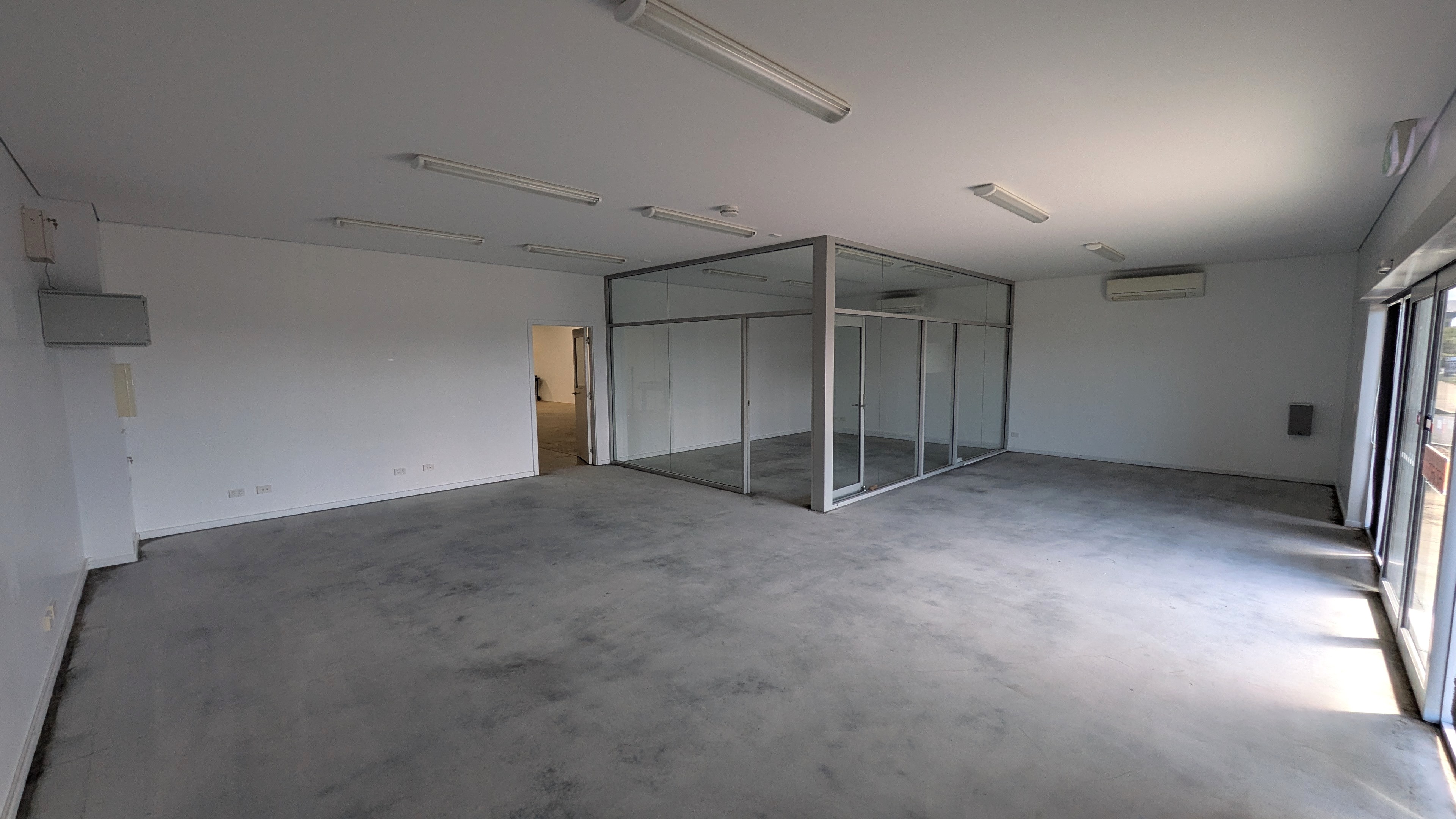 2/123 Bass Highway, Cooee, TAS, 7320 - Image 3