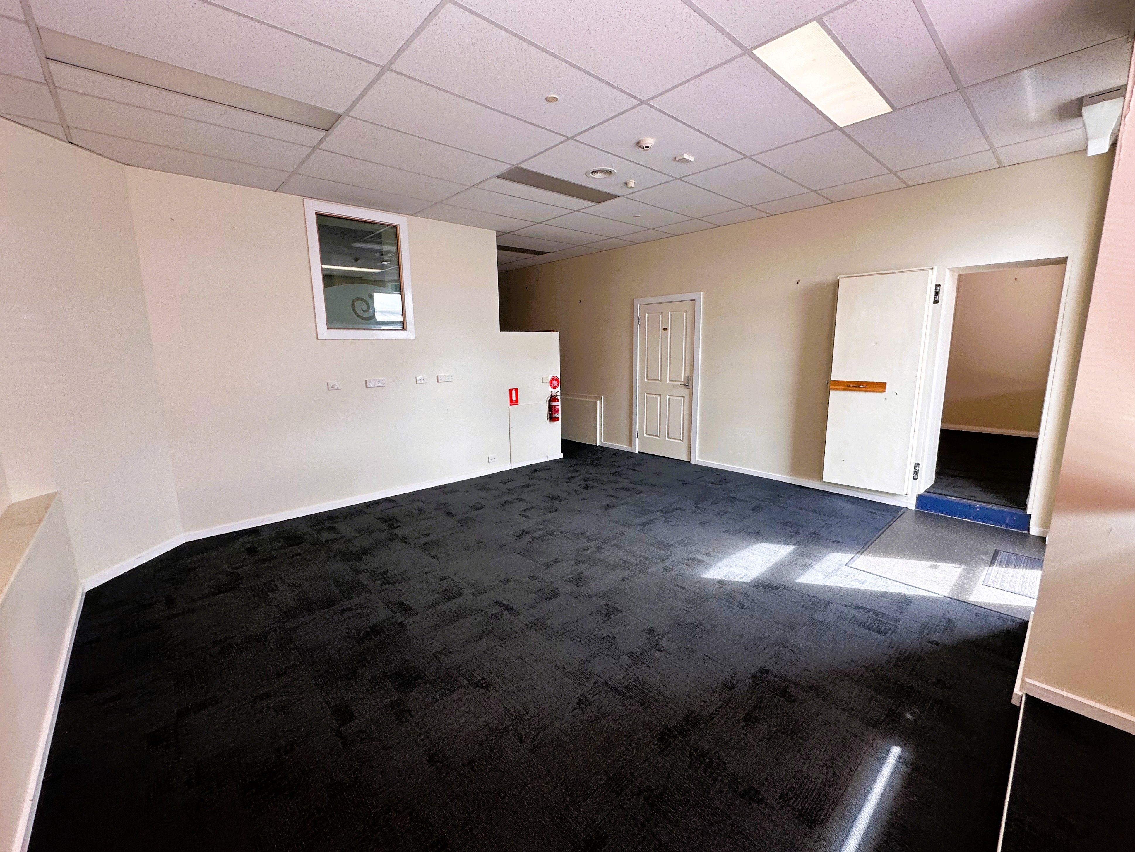 Ground  Suite 6/10-11 Marine Terrace, Burnie, TAS, 7320 - Image 2