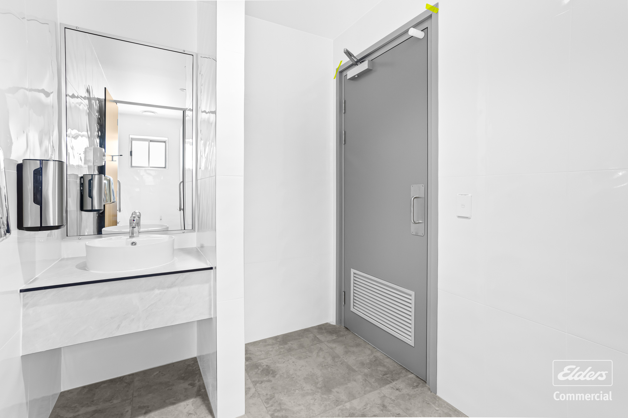 Level 1/189 Denison Street, Rockhampton City, QLD, 4700 - Image 13