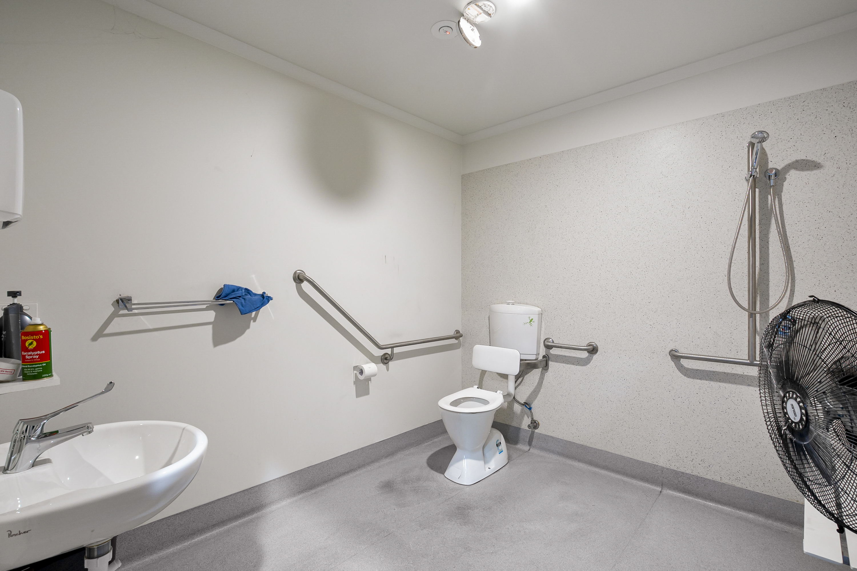 98 Sunderland Street, Derwent Park, TAS, 7009 - Image 6
