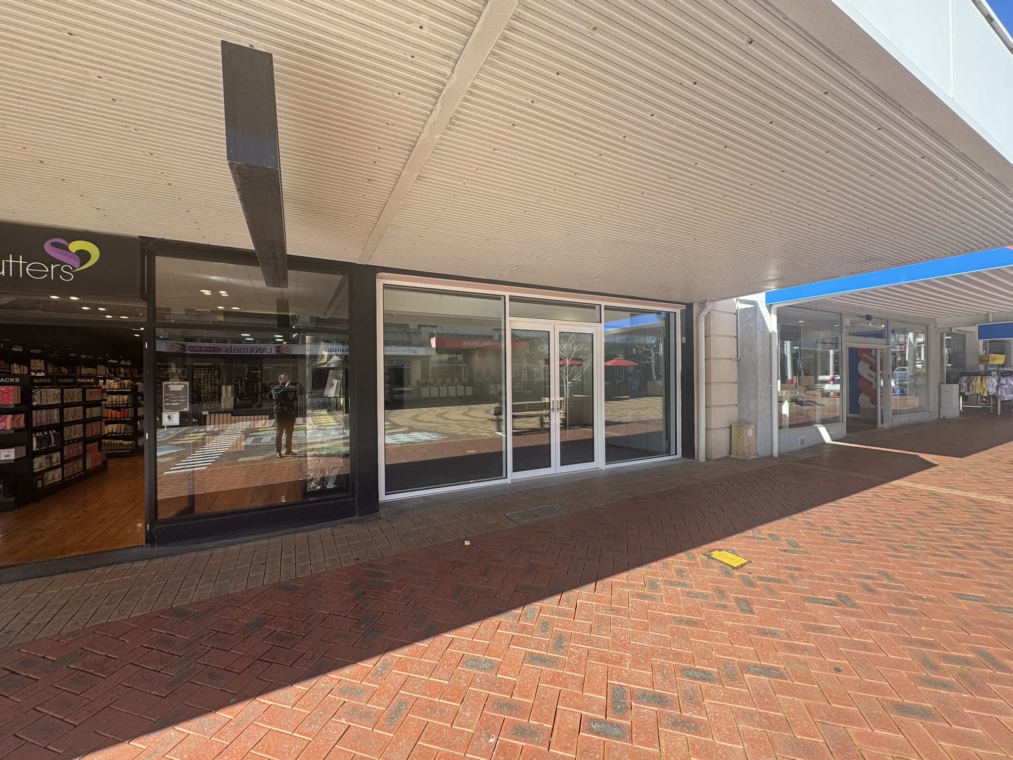 Shop 2/48 - 52 Rooke Street, Devonport, TAS, 7310 - Image 2
